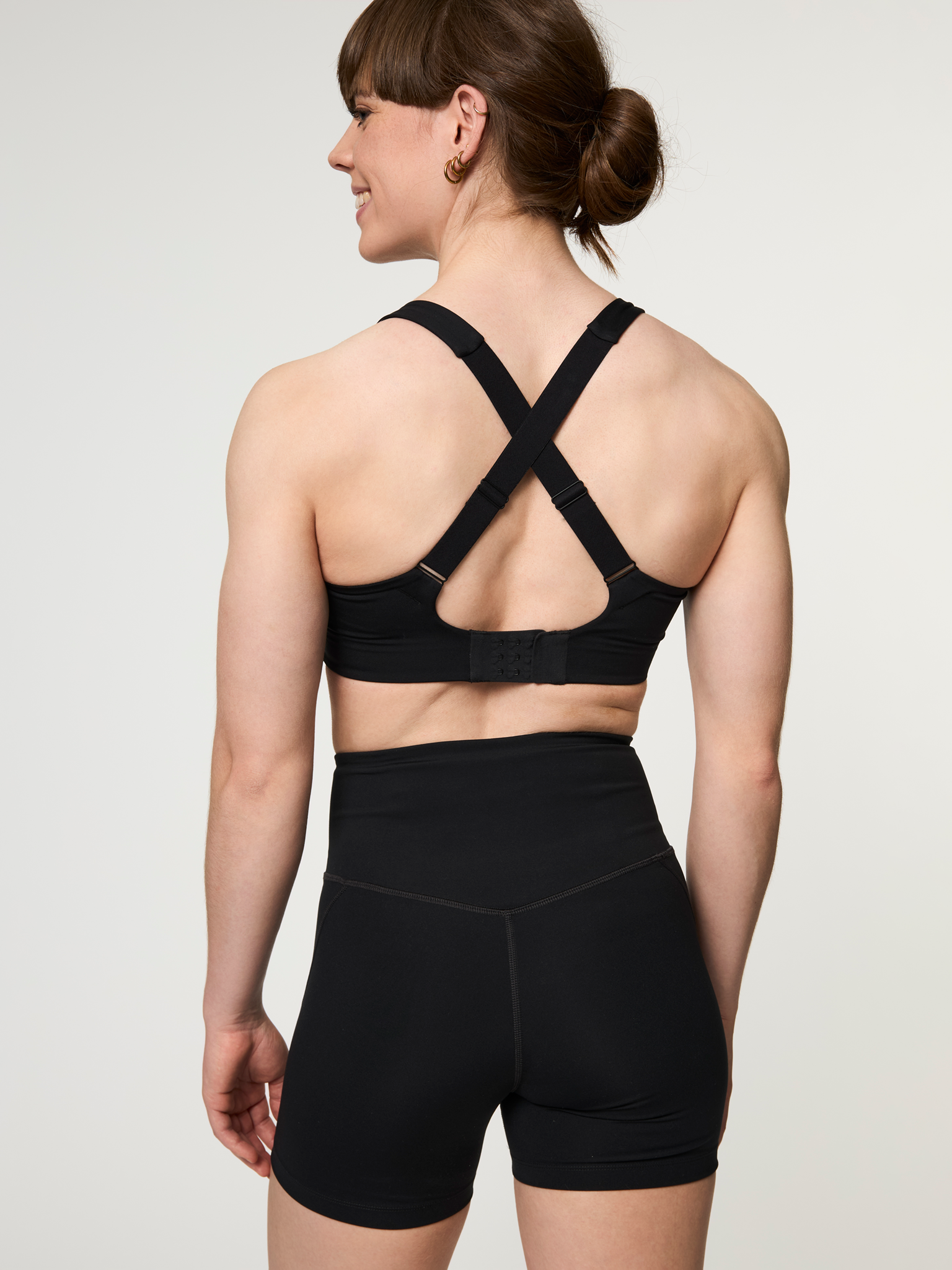 Girlfriend Collective Simone High Support Sports Bra - Black | Workout, Yoga & Running | High-Impact Support for Active Women