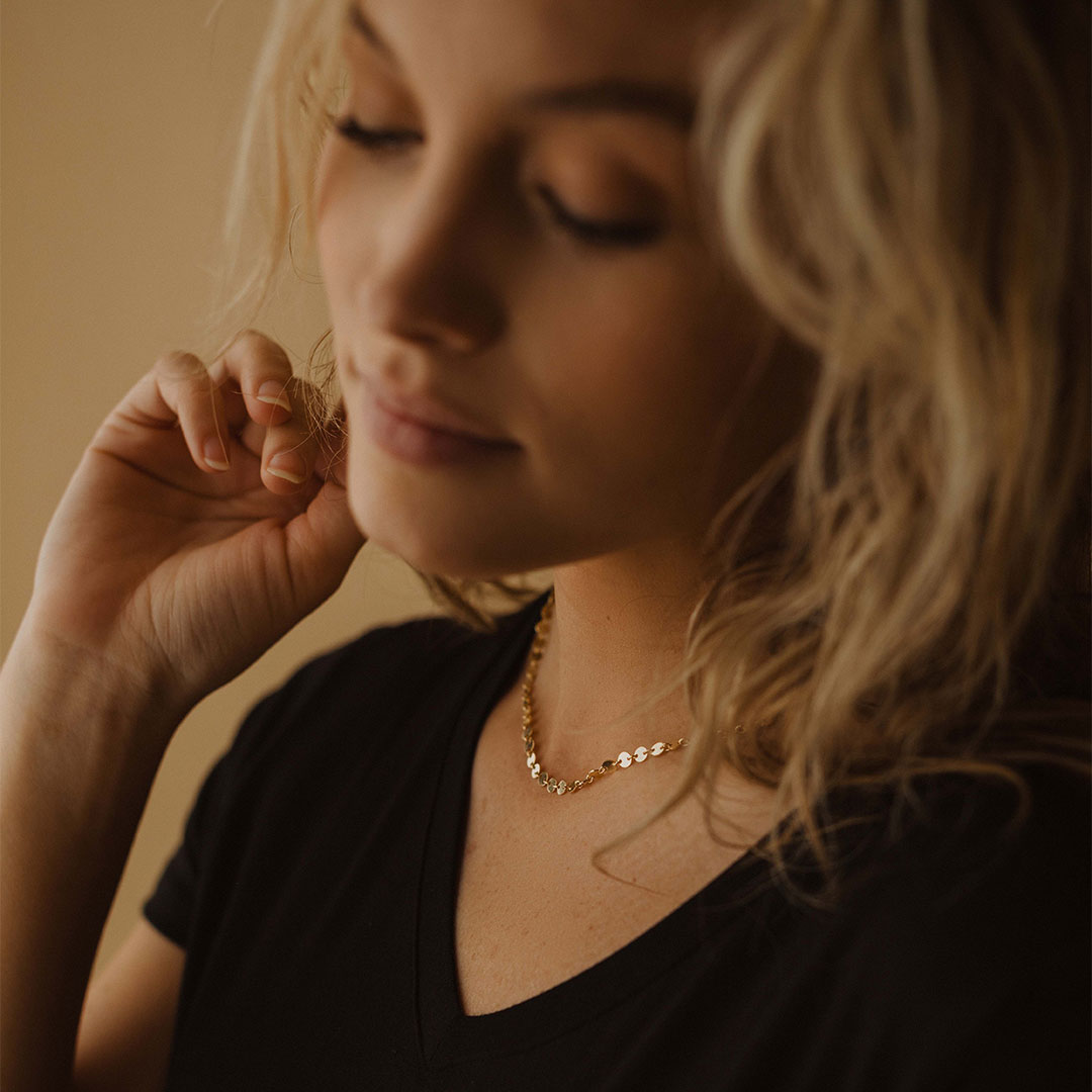 Elegant Choker Necklace for Women - Stylish Layering Jewelry for Parties, Weddings & Everyday Wear