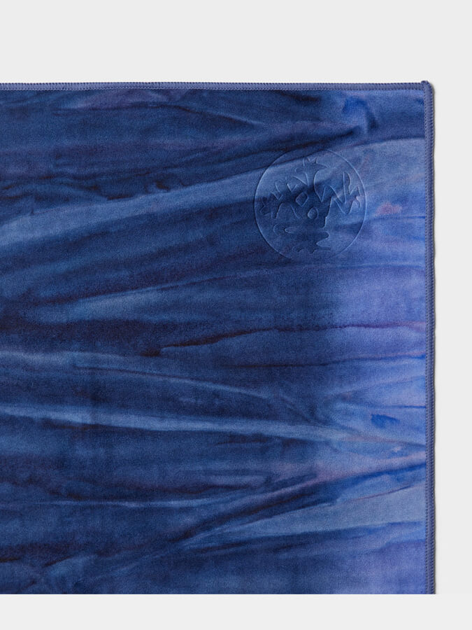 Manduka eQua Yoga Mat Towels - Non-Slip, Absorbent & Eco-Friendly for Hot Yoga, Pilates & Workouts - Perfect for Home & Studio Use
