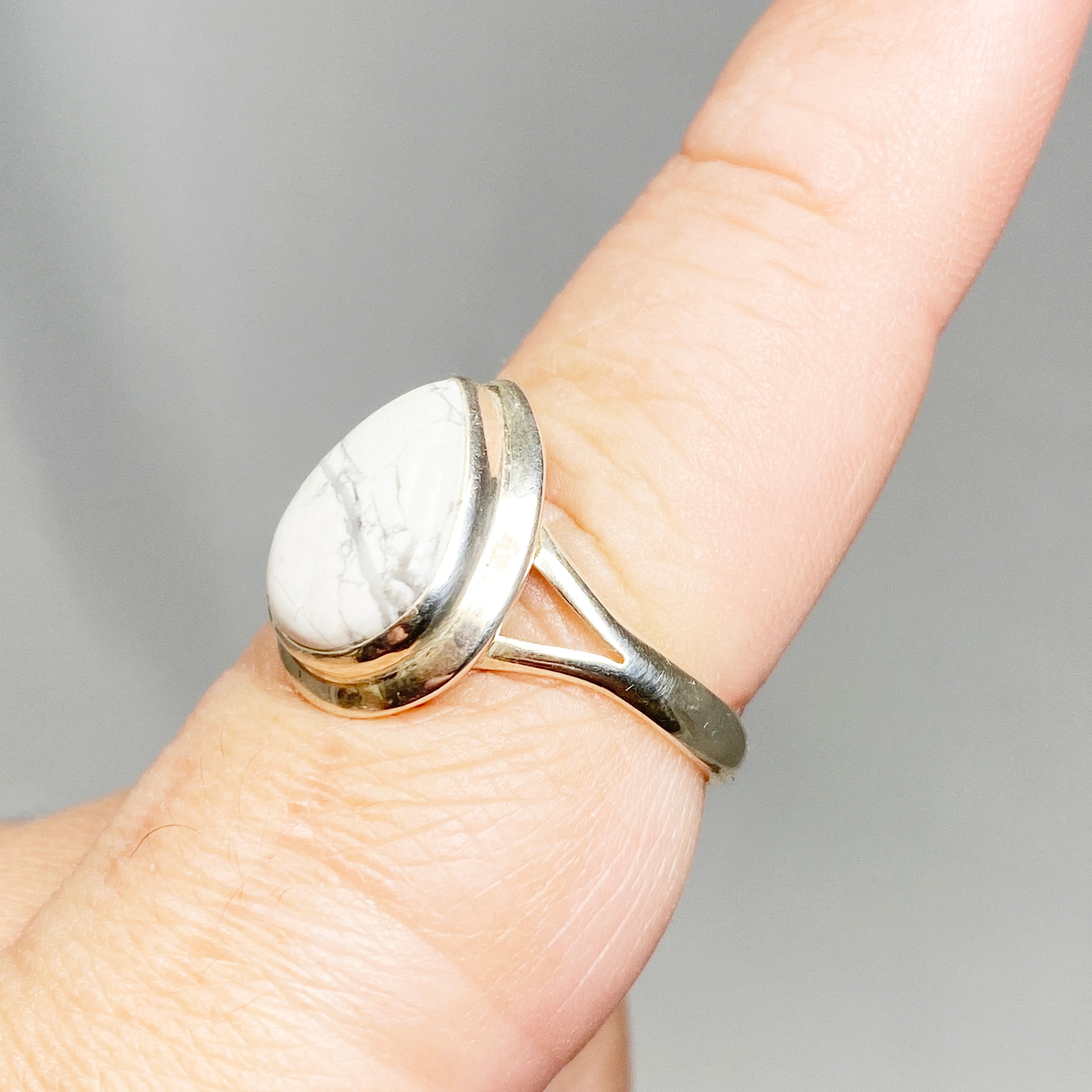 Howlite Teardrop Ring for Women - Size 10 Silver Plated Boho Jewelry KRGJ3083 | Perfect for Meditation, Yoga & Spiritual Healing