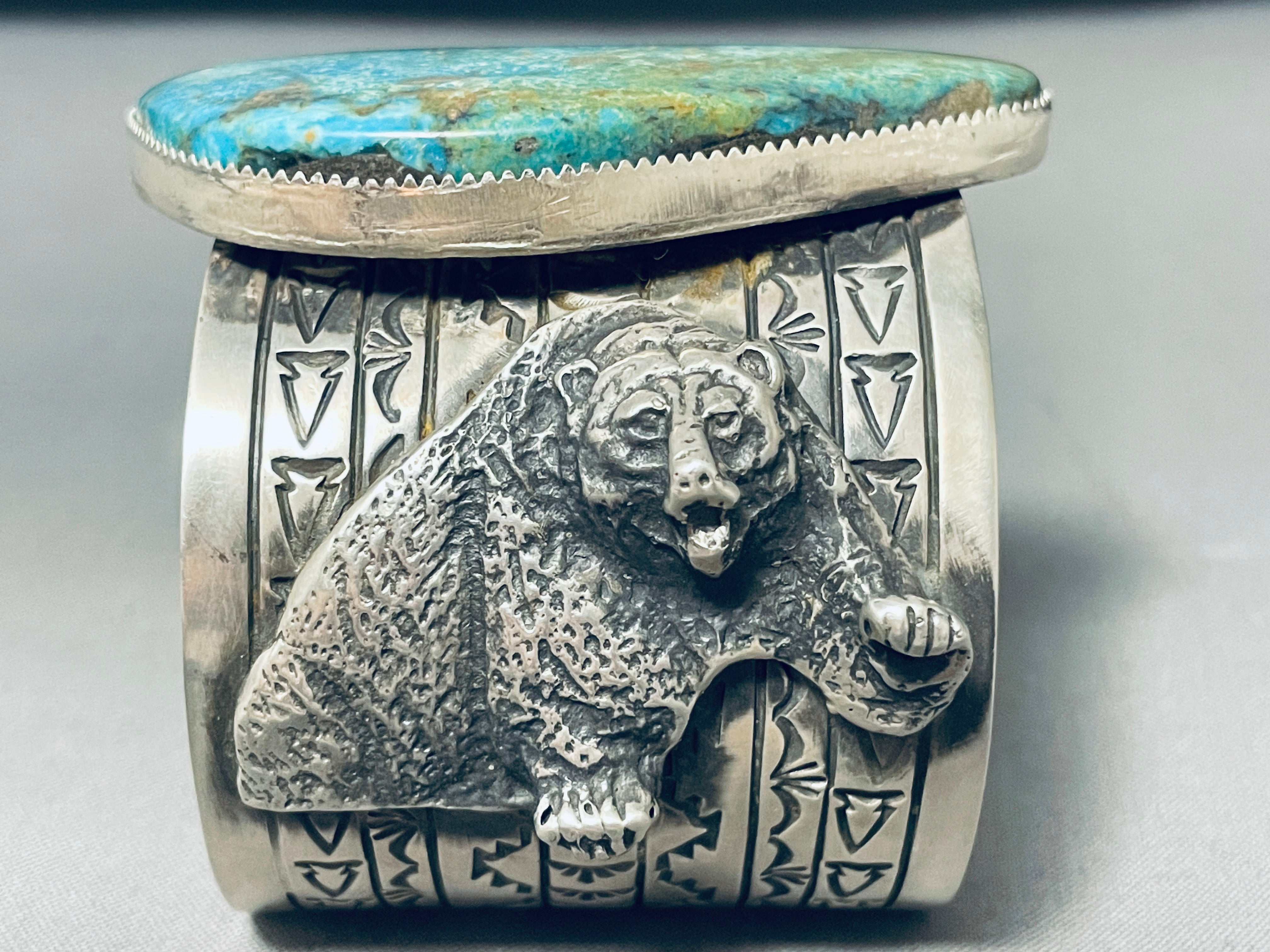 200 Grams Authentic Grizzly Native American Navajo Turquoise Sterling Silver Bracelet for Women - Handmade Jewelry for Boho Fashion, Gift & Special Occasions
