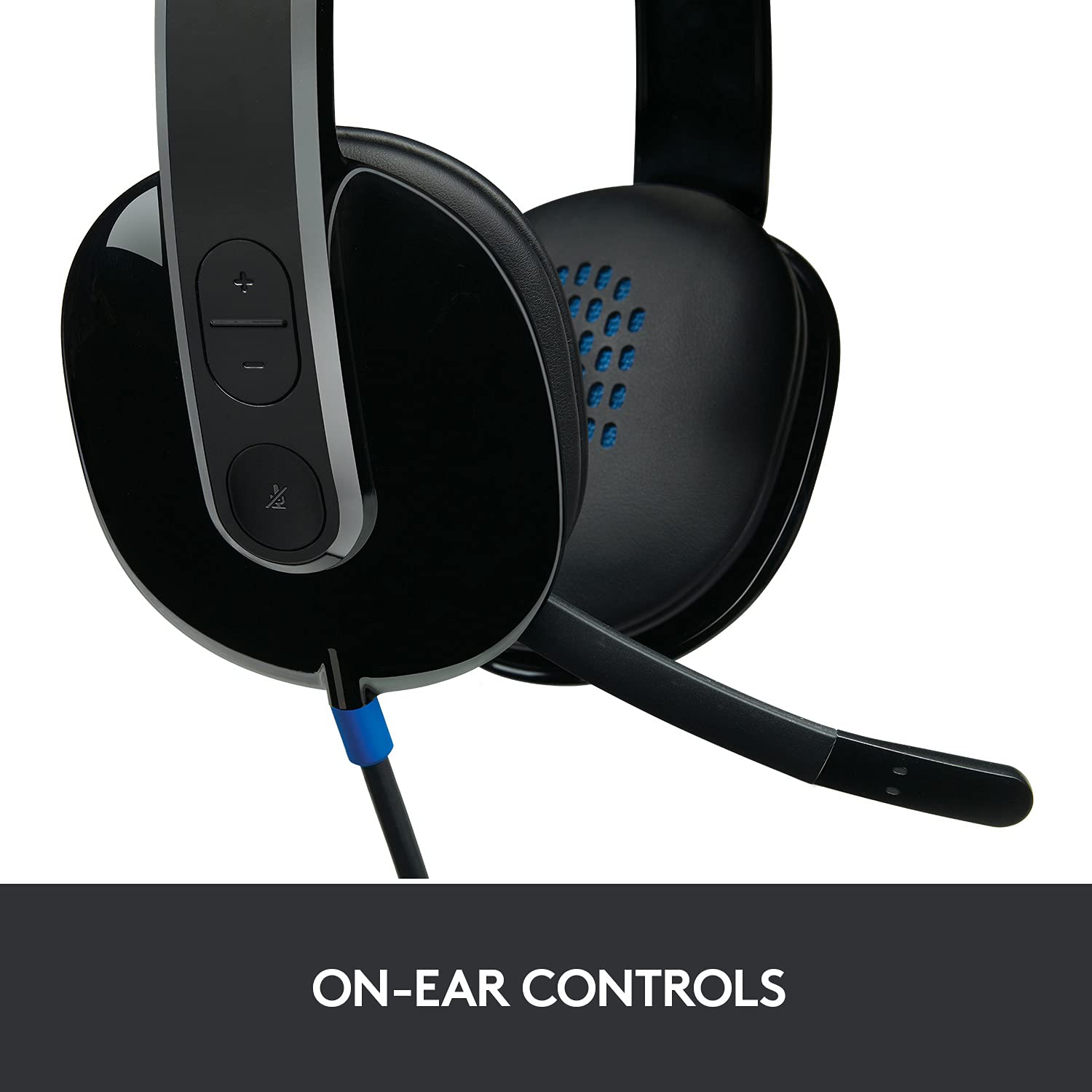 Logitech C922 Pro HD 1080p Streaming Webcam with Microphone & H540 USB Wired Gaming Headset - Perfect for Live Streaming, Video Calls, and Online Gaming