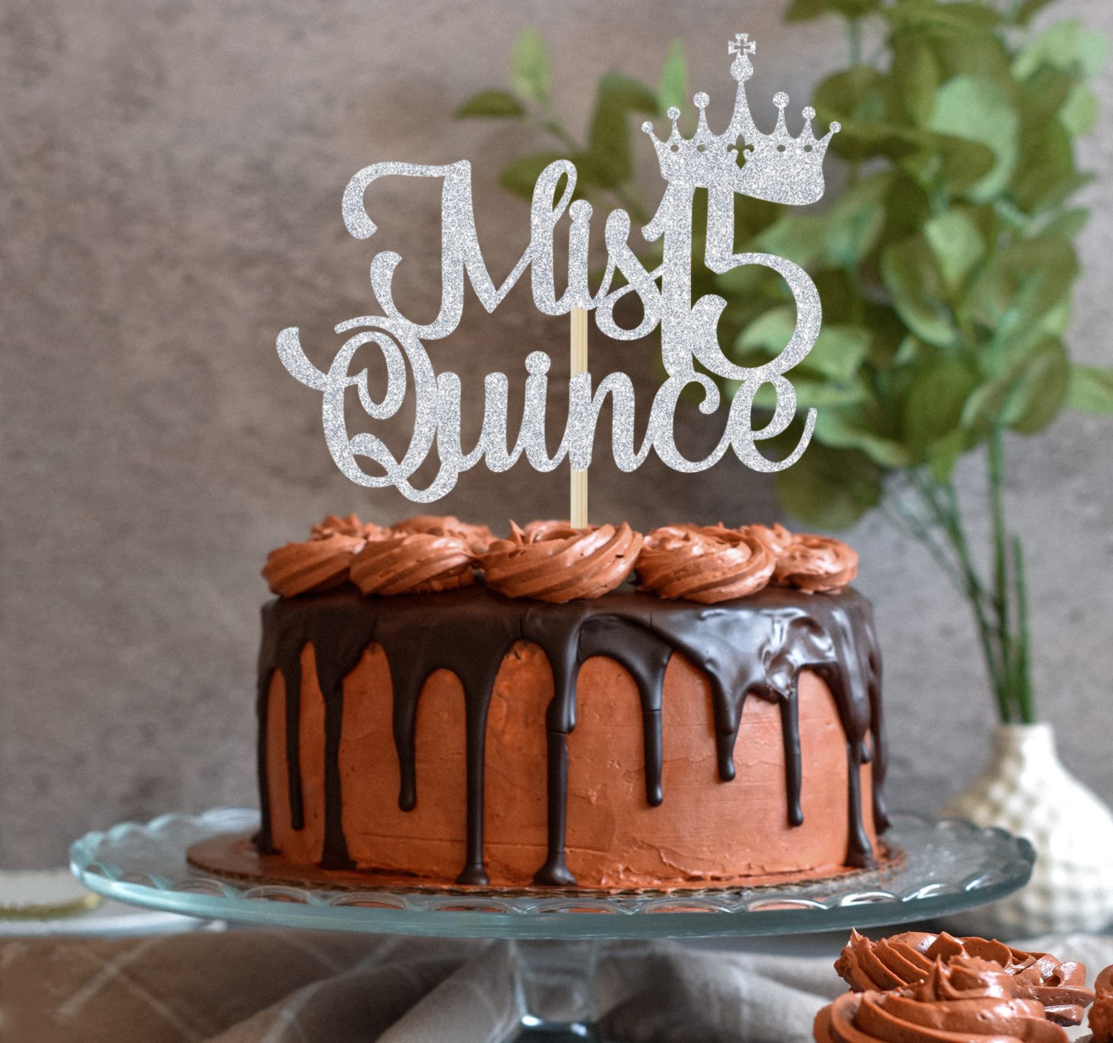 Mis Quince 15 Cake Topper - Cheers to 15 Years Silver Glitter Cake Decor | Spanish Happy 15th Birthday Party Decorations | Perfect for Quinceañera Celebrations, Sweet 16 Parties & Milestone Birthdays