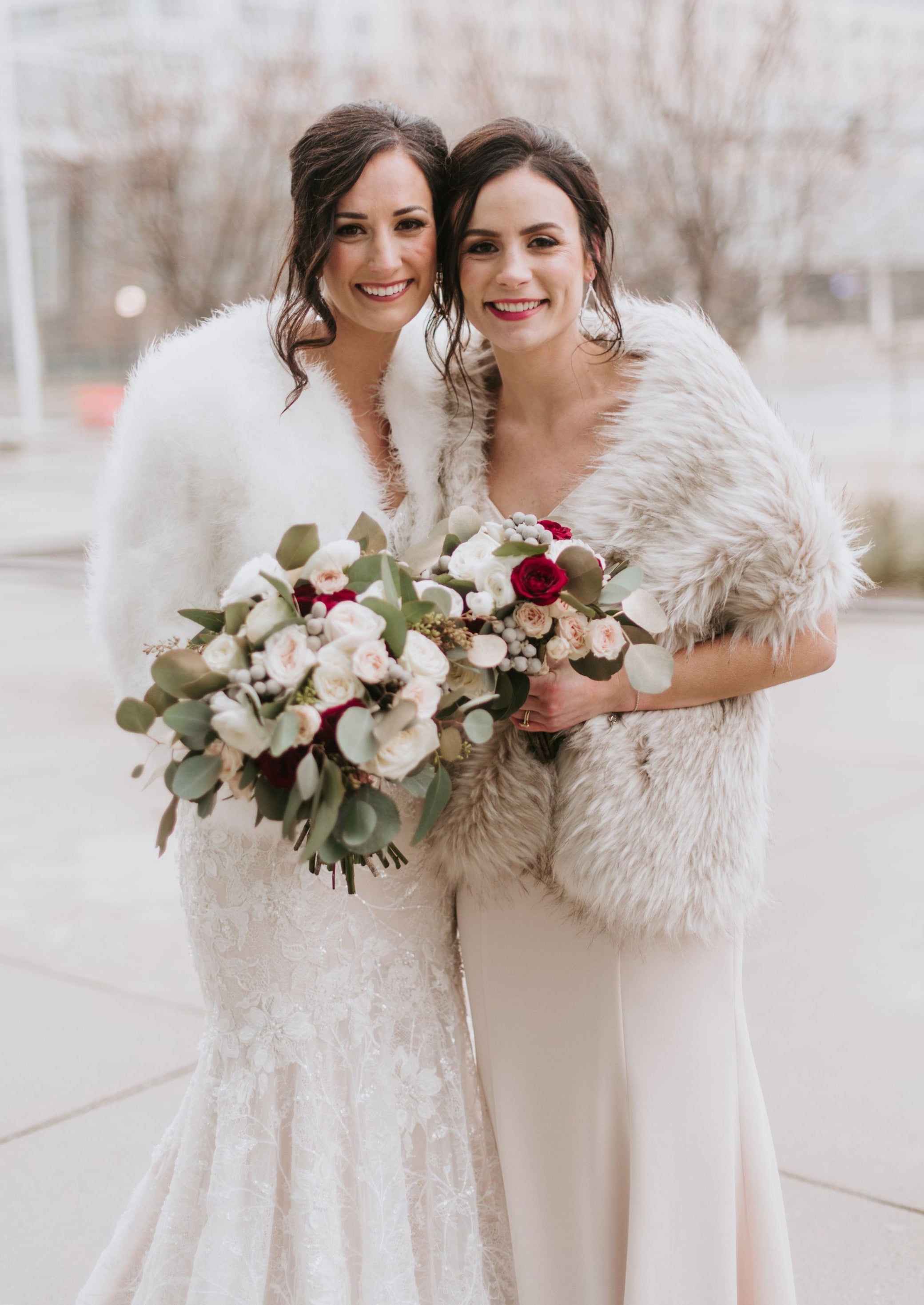 Ivory Faux Fur Bridal Jacket - Winter Wedding Coat for Bride, Bridesmaids & Formal Events (Anna Ivy07) - Perfect for Winter Weddings, Photoshoots & Special Occasions