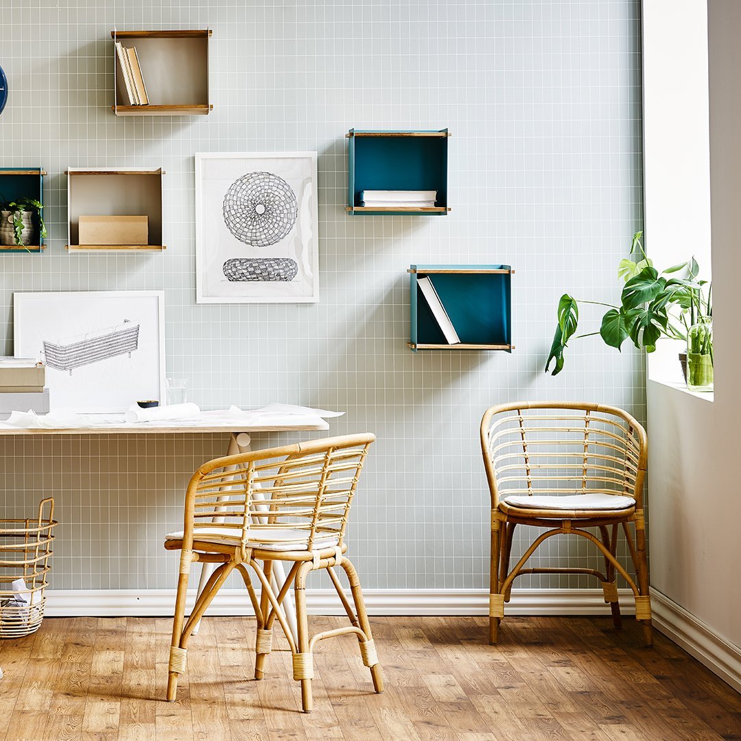 Modern Blend Chair - Comfortable Indoor Seating for Living Room, Bedroom & Office - Perfect for Relaxing, Reading & Working