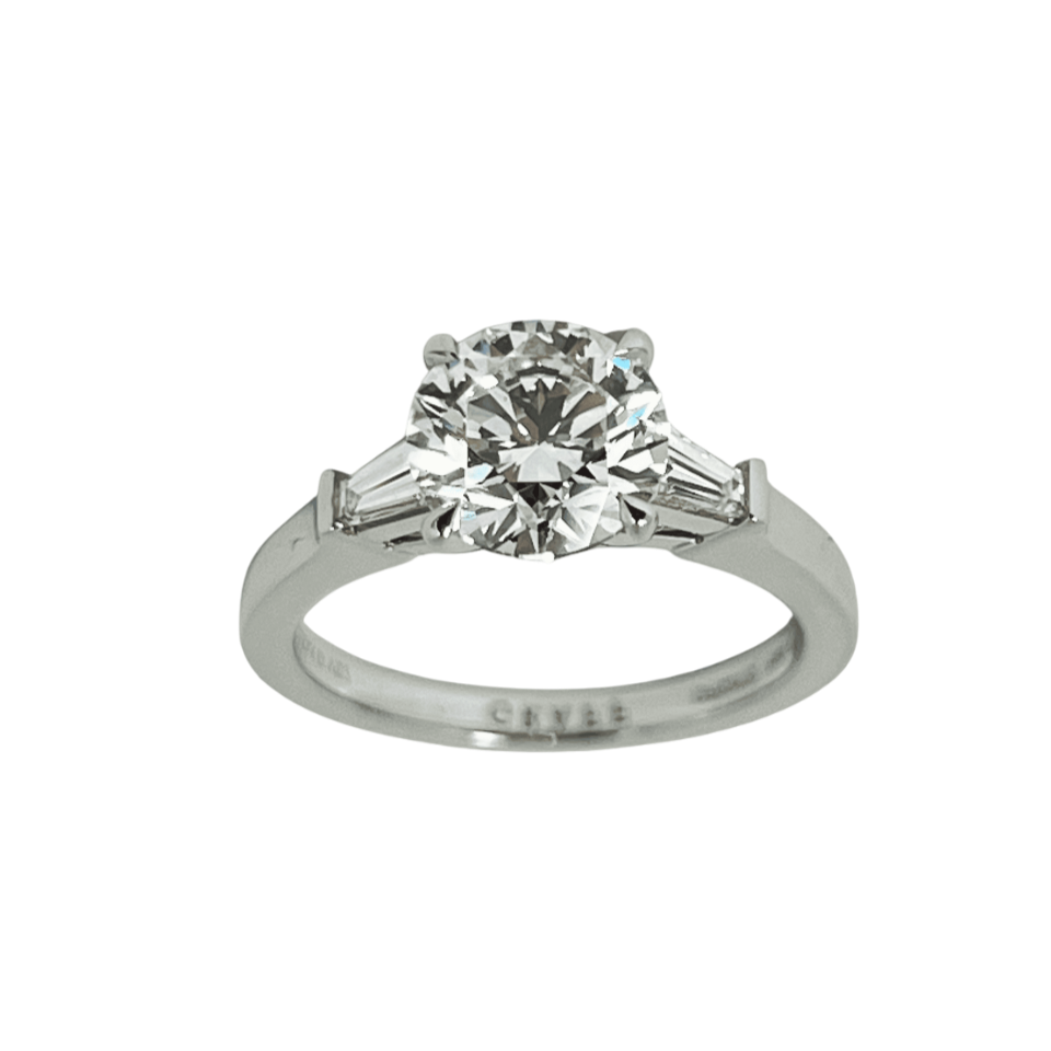 Graff Promise Diamond Platinum Engagement Ring – Elegant & Timeless Wedding Band for Proposals, Anniversaries & Special Occasions