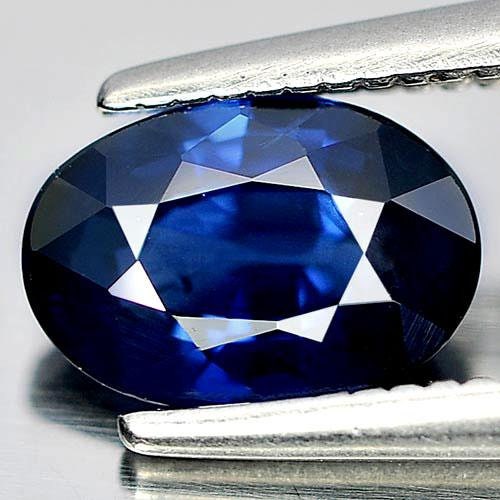 1.09ct Natural Vivid Medium Dark Blue Sapphire - 7x5mm Oval VS Loose Gemstone - September Birthstone with VS Clarity - Perfect for Engagement Rings, Jewelry Making & Birthstone Collections