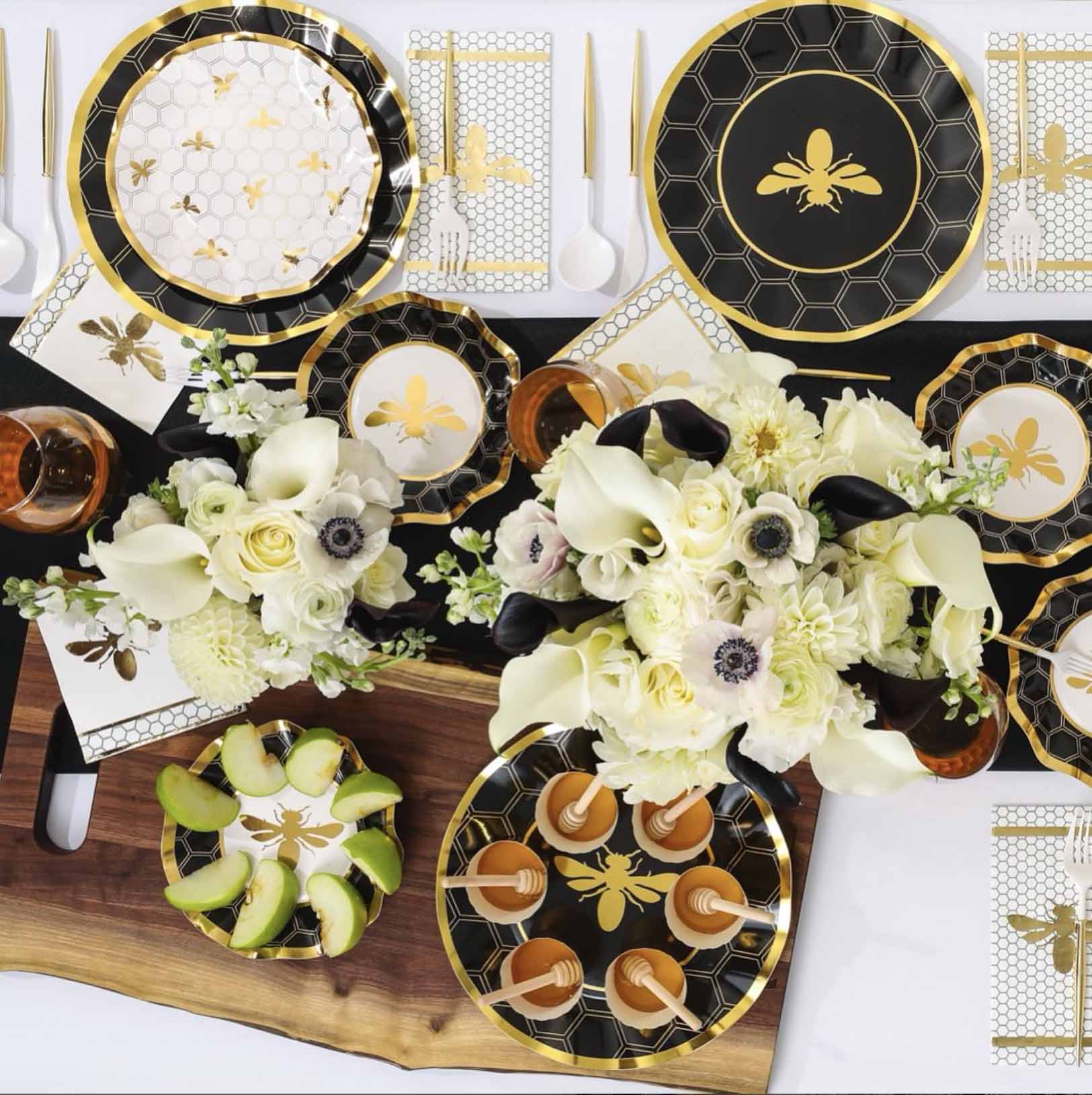 Premium Honeybee Design Cocktail Napkins - 20 Pack | Elegant Party, Wedding & Event Decor | Eco-Friendly Paper Napkins for Drinks & Appetizers