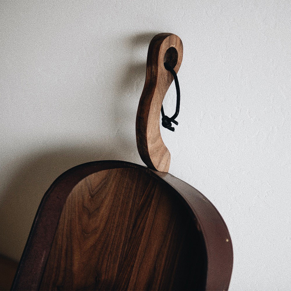 Premium Walnut Wood and Genuine Leather Handheld Dustpan - Perfect for Home Cleaning, Pet Hair Pickup, and Fireplace Ash Removal