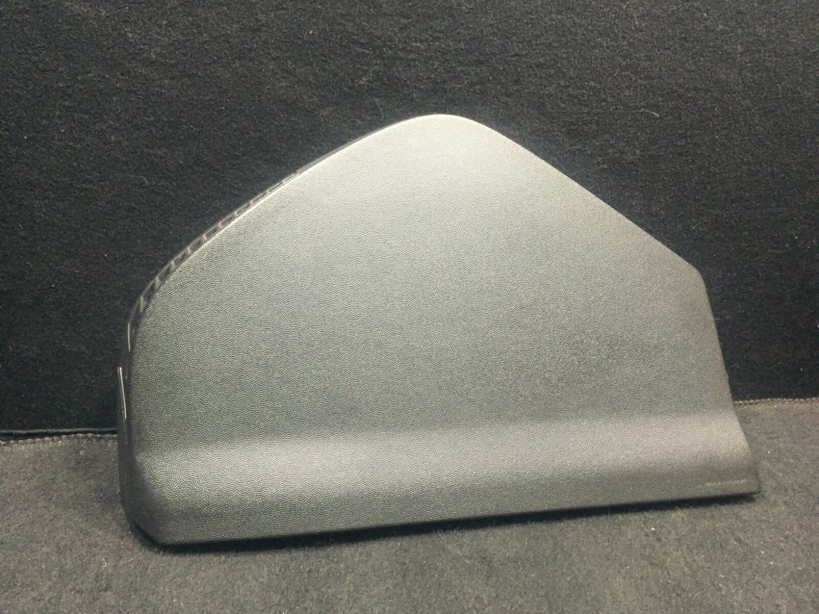 2004-2007 Cadillac CTS Left Driver Side Dash End Cap Air Vent Panel - OEM Replacement Part for Interior Repair & Upgrade