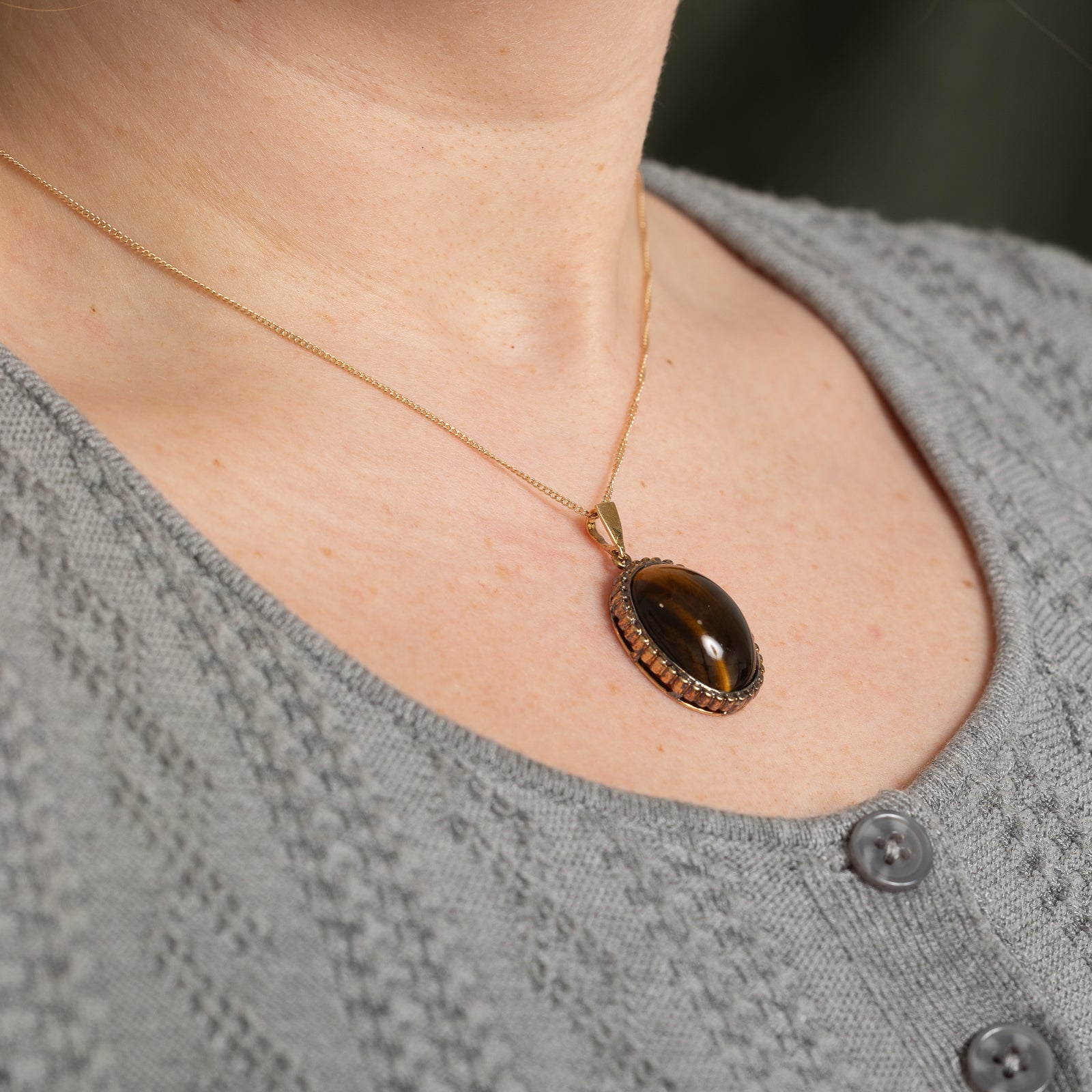 23.00ct Oval Cabochon Tiger's Eye Pendant - Natural Gemstone Jewelry for Women - Perfect for Necklaces, Gifts & Spiritual Healing