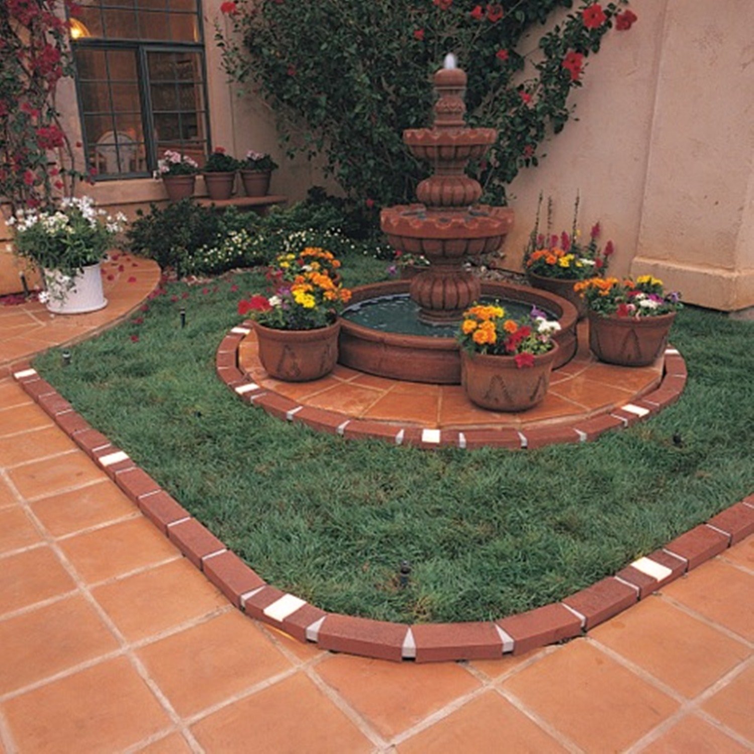 Decorative Plastic Brick Edging with 4 Built-In Solar Lights - 20-Foot Landscape Border Kit in Terra Cotta Orange (Argee RG820S) for Garden Pathways, Flower Beds & Yard Decor