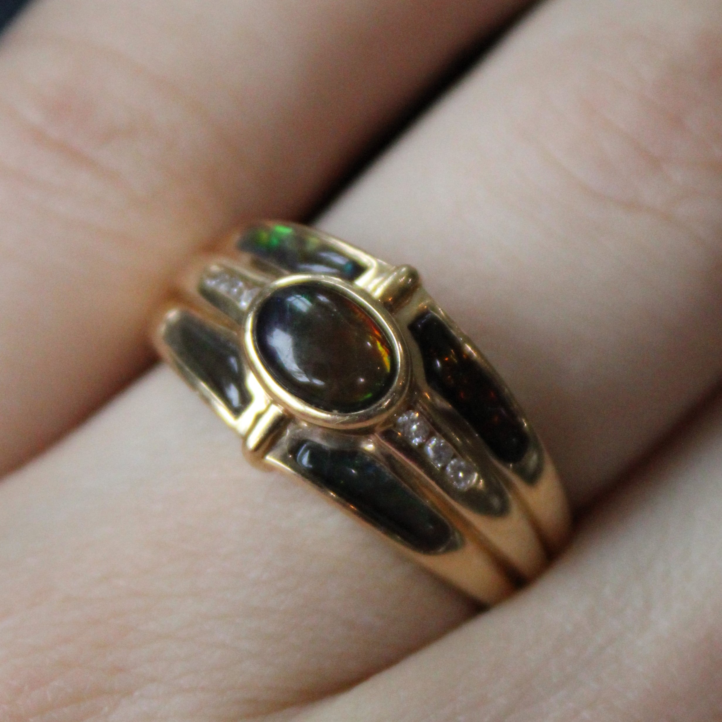 Exquisite 1.50ctw Ammolite & Diamond Ring with 0.07ctw Diamonds - Size 8.25 | Elegant Jewelry for Weddings, Anniversaries & Special Occasions