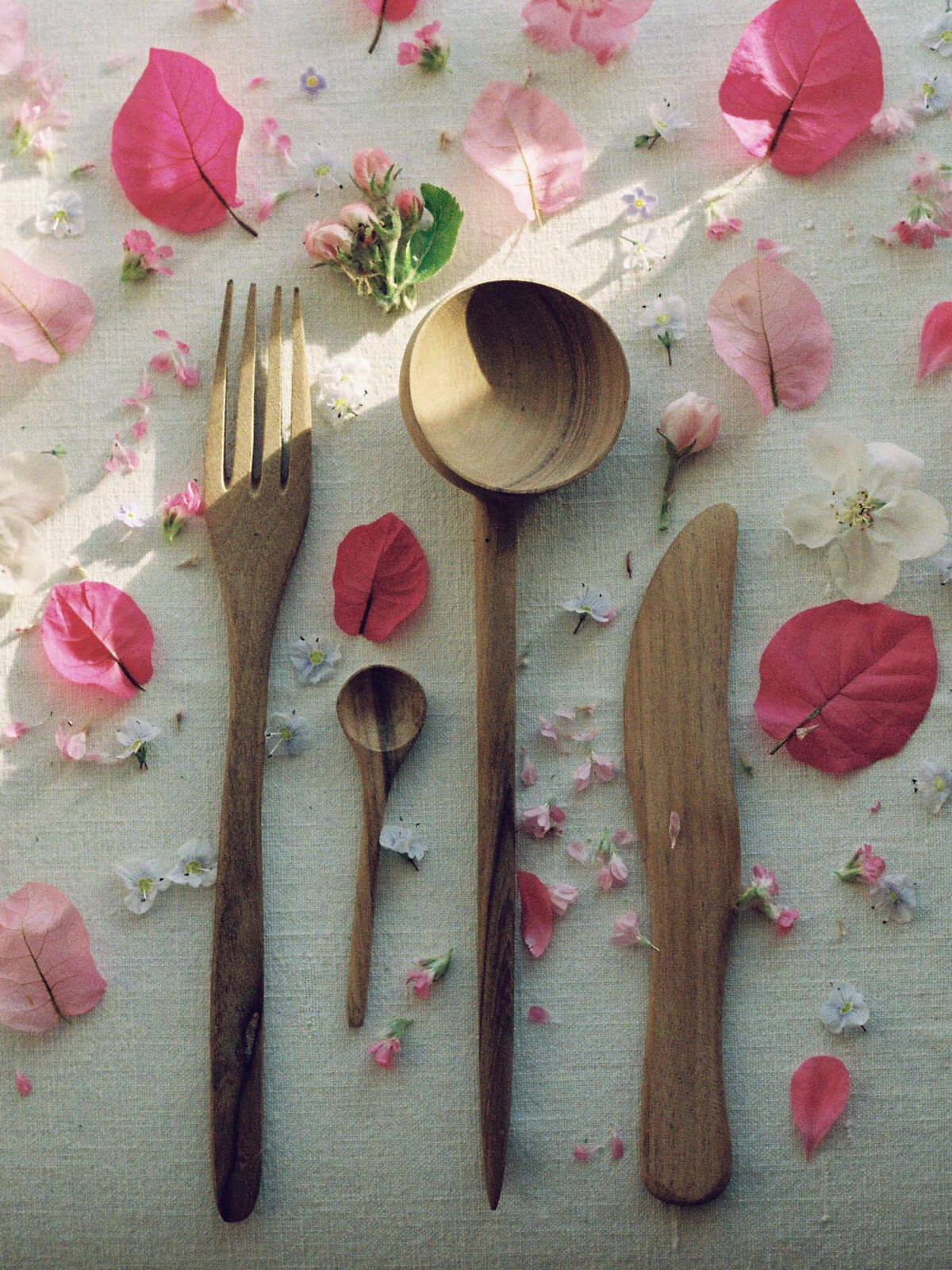 Premium Walnut Wood Fork Set - Handcrafted Eco-Friendly Utensils for Dining, Camping & Picnics - Ideal for Home, Travel & Outdoor Use