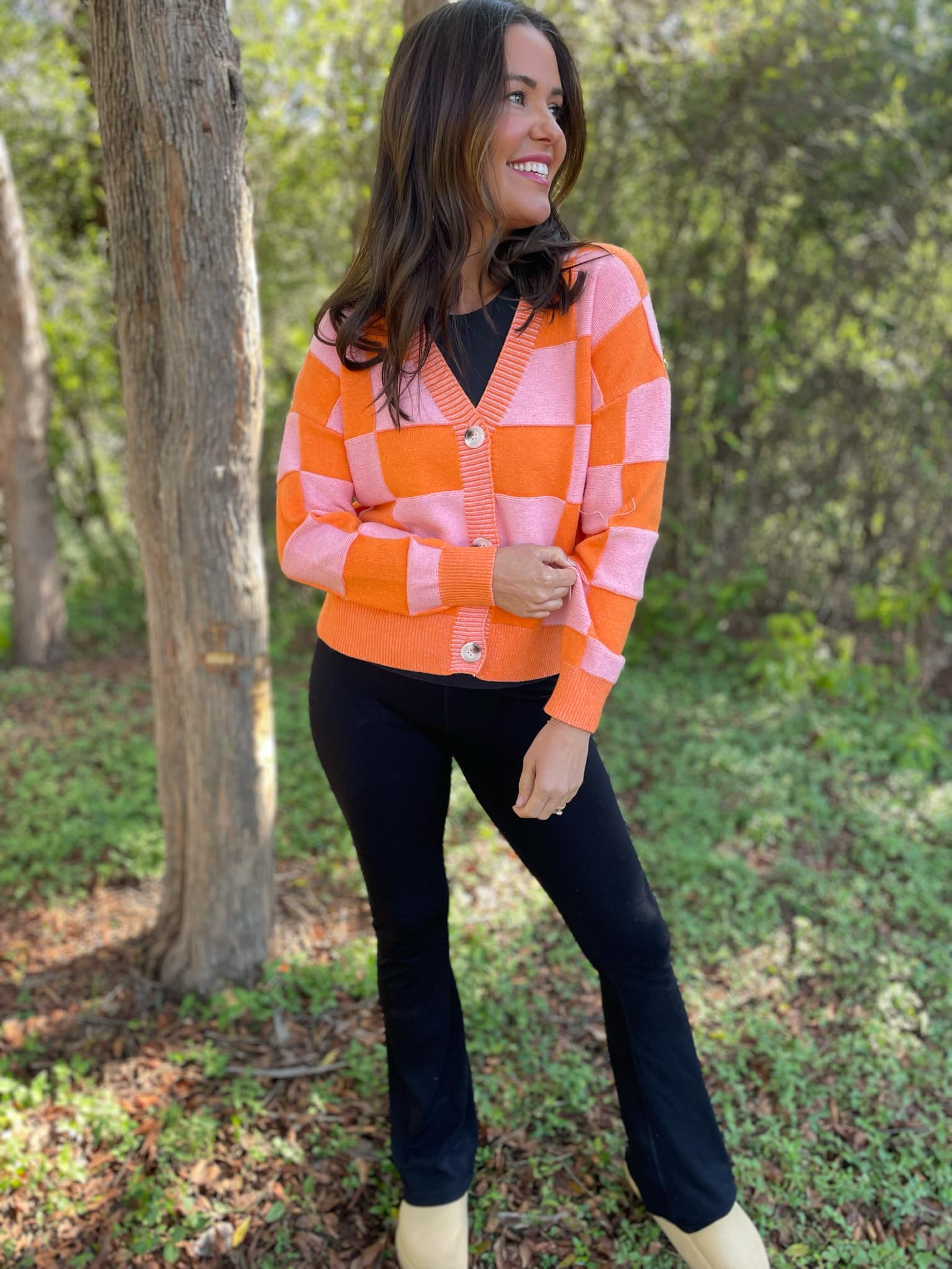 PREORDER: Stylish Checkered Cardigan for Women - 3 Color Options | Cozy Fall & Winter Fashion | Perfect for Casual Outfits, Office Wear & Date Nights