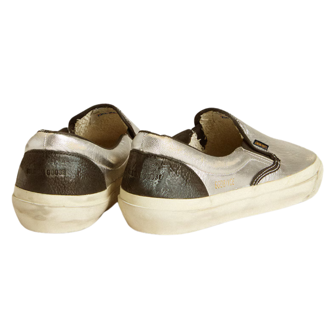 VCE Metallic Slide Sandals for Women - Comfortable Summer Beach Shoes with Adjustable Straps | Perfect for Pool, Vacation, and Casual Outfits