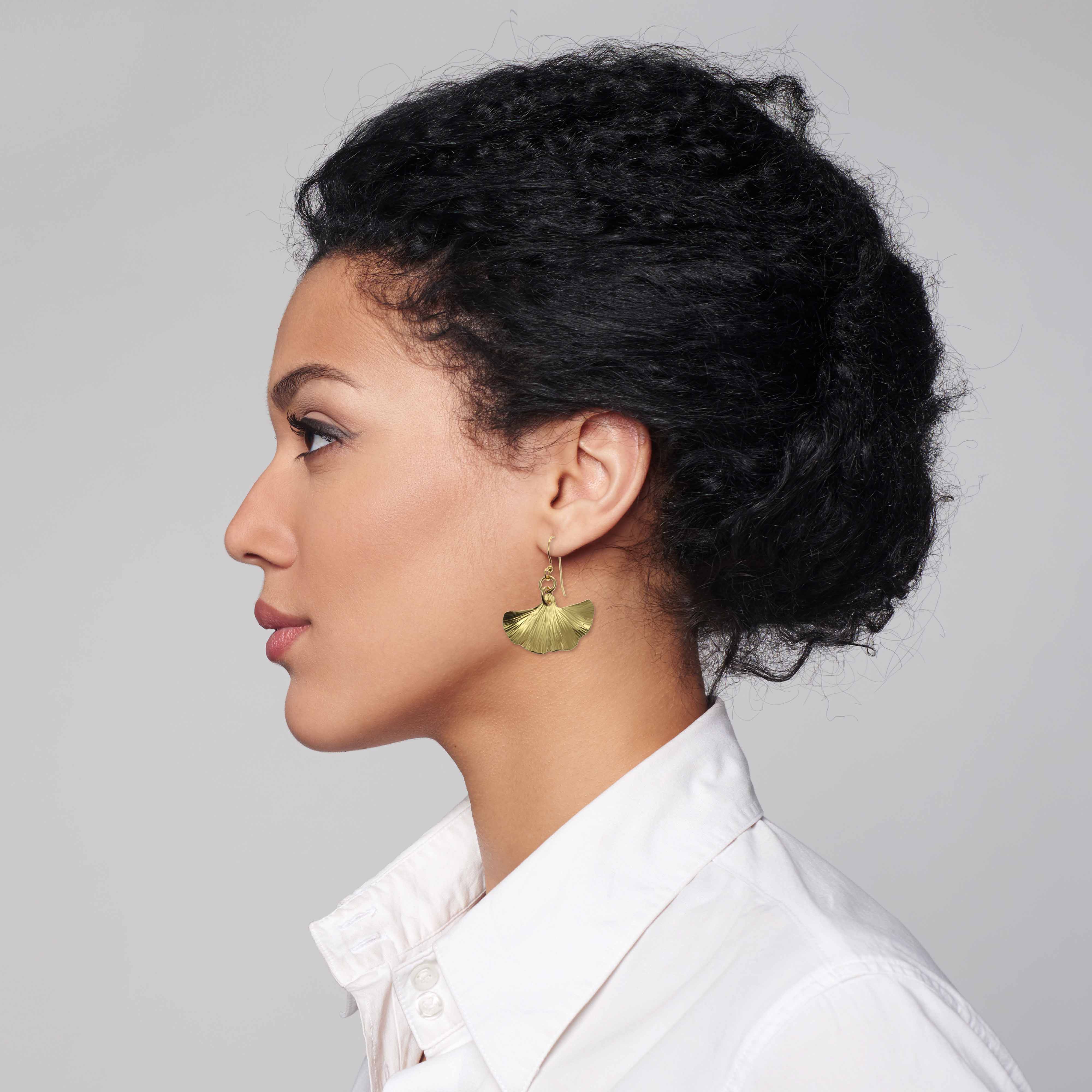 Elegant Small Nu Gold Brass Ginkgo Leaf Earrings for Women - Dainty Boho Nature-Inspired Jewelry - Perfect for Everyday Wear, Parties & Gifts