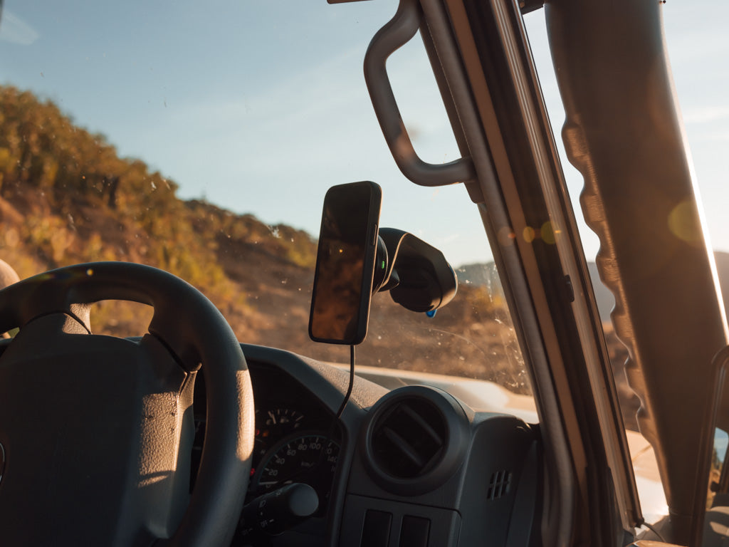 4x4 Car Kits for Off-Road Adventures - Huawei-Compatible Vehicle Accessories for Outdoor Exploration & Camping