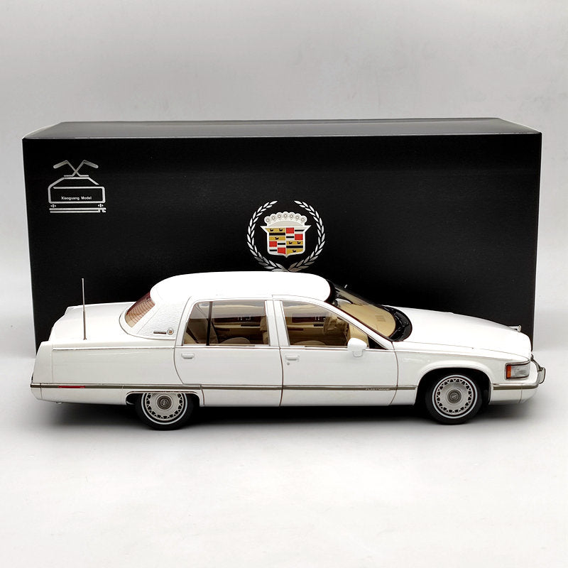 1:18 Scale 1993 Cadillac Fleetwood Sedan White Diecast Model Car - Limited Edition Collectible for Car Enthusiasts & Gift for Auto Lovers - Perfect for Display, Collection, and Home/Office Decoration