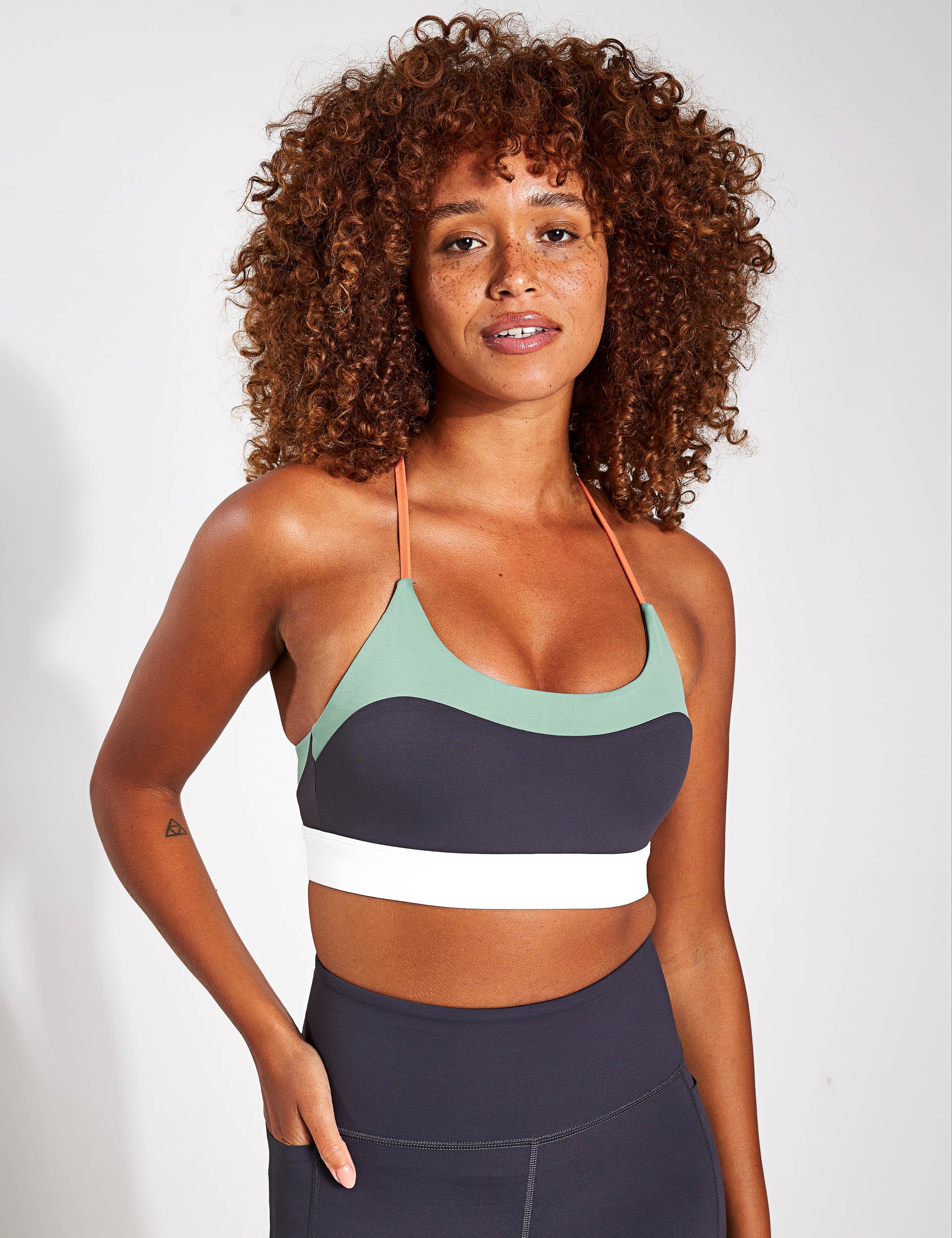 Limitless High Support Sports Bra for Women - Charcoal Grey - Perfect for Running, Yoga & Gym Workouts