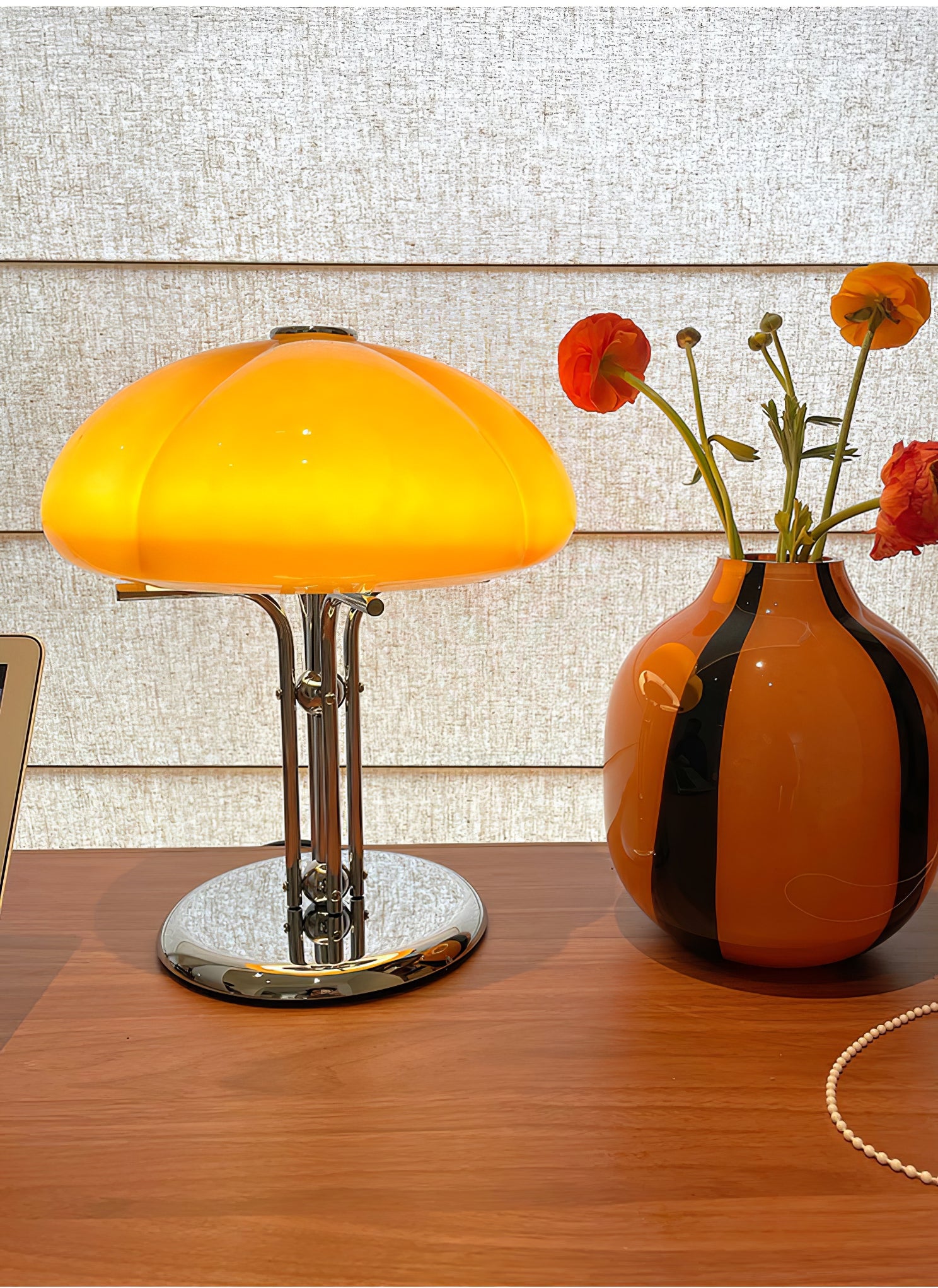 Modern Mushroom Bauhaus Table Lamp - Minimalist Design for Bedroom, Living Room & Office - Warm White LED Light for Cozy Ambience