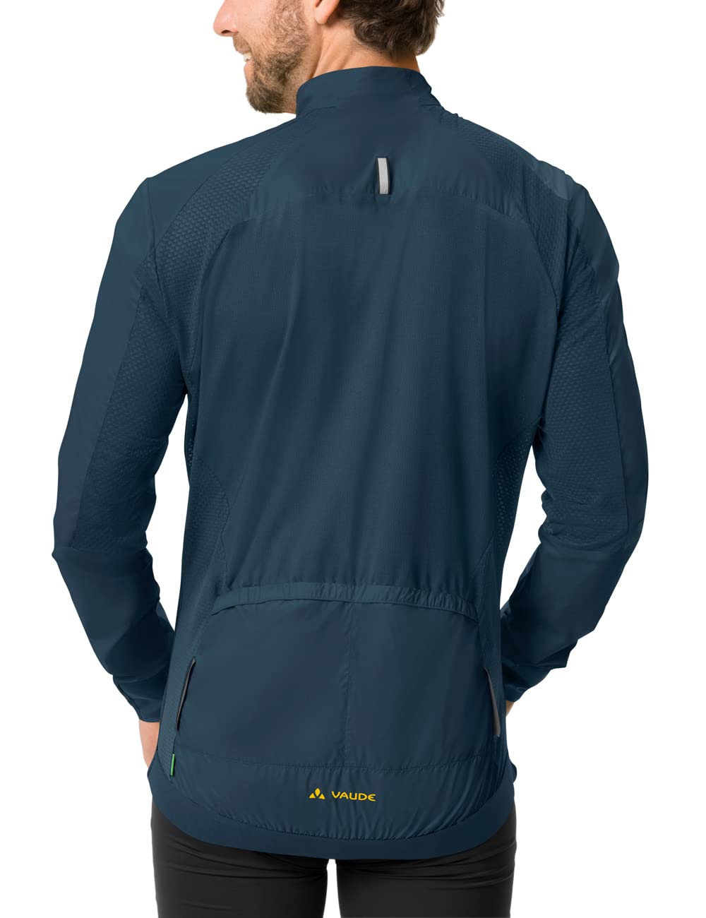 VAUDE Men's Furka Air Jacket - Lightweight Waterproof Windbreaker for Hiking, Cycling & Outdoor Adventures