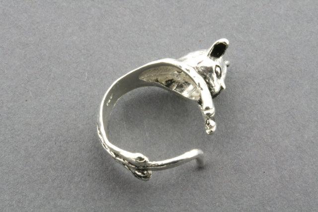 Stylish Sterling Silver Kitten Ring for Women - Perfect Gift for Cat Lovers, Everyday Wear & Special Occasions