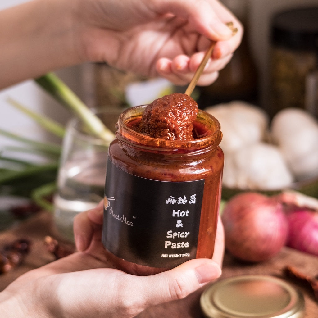 MEET MEE Premium Asian Seasoning Set - Dry Chili, Sambal Dried Shrimp Chili, Sambal Belacan & Vegetarian Sambal MALA Paste - Authentic Spicy Condiments for Cooking, Stir-Fry & Noodle Dishes