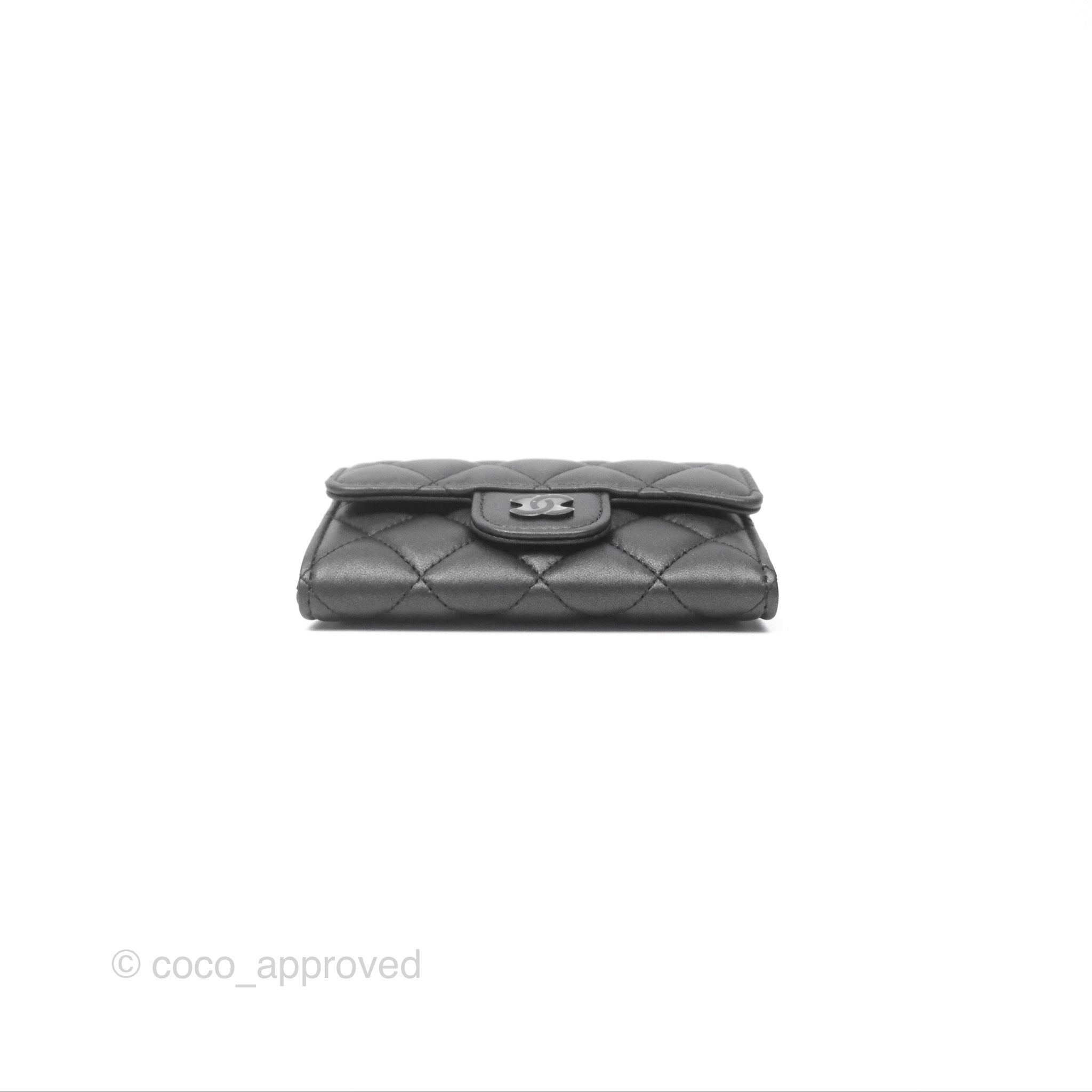 Chanel Classic Flap Card Holder - Quilted Iridescent So Black Leather Wallet for Women | Luxury Credit Card Case for Everyday Use & Special Occasions