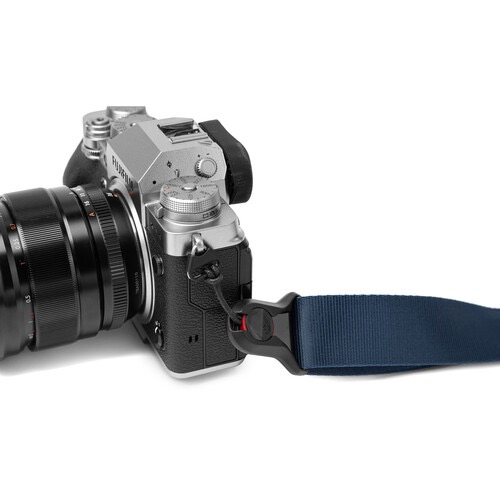 Peak Design Slide Lite Camera Strap - Adjustable & Comfortable Shoulder Strap for DSLR & Mirrorless Cameras (Midnight Blue) - Perfect for Travel, Hiking & Photography Enthusiasts