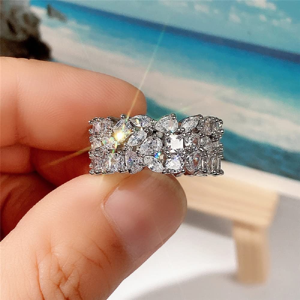 925 Sterling Silver Women's Luxury Sparkling Pear-Shaped Cubic Zirconia Ring - Diamond Simulant Eternity Band for Engagement, Wedding, Anniversary & Cocktail Parties (Size 8) | Elegant Gift for Her, Perfect for Bridal Jewelry & Special Occasions