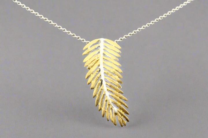 Elegant Gold & Silver Fern Leaf Pendant Necklace for Women - Nature-Inspired Jewelry for Everyday Wear & Special Occasions