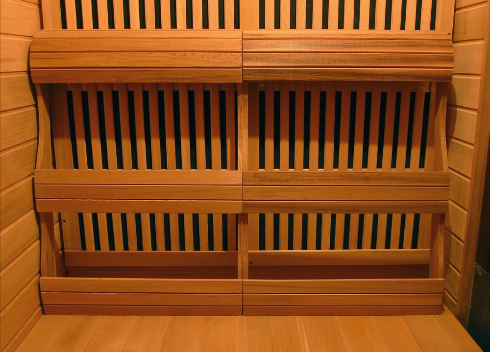 Heatwave 4-Person Cedar Corner Sauna with Carbon Heaters SA1320 - Home Spa Relaxation & Detox for Family Wellness