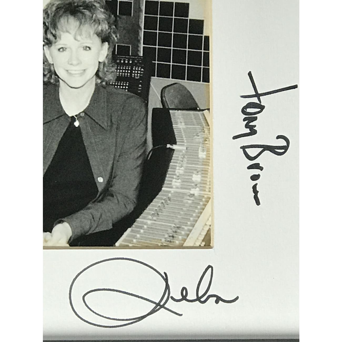 Brooks & Dunn & Reba McEntire Autographed Limited Edition Photo with BAS LOA - Country Music Collectible Memorabilia for Fans & Home Decor