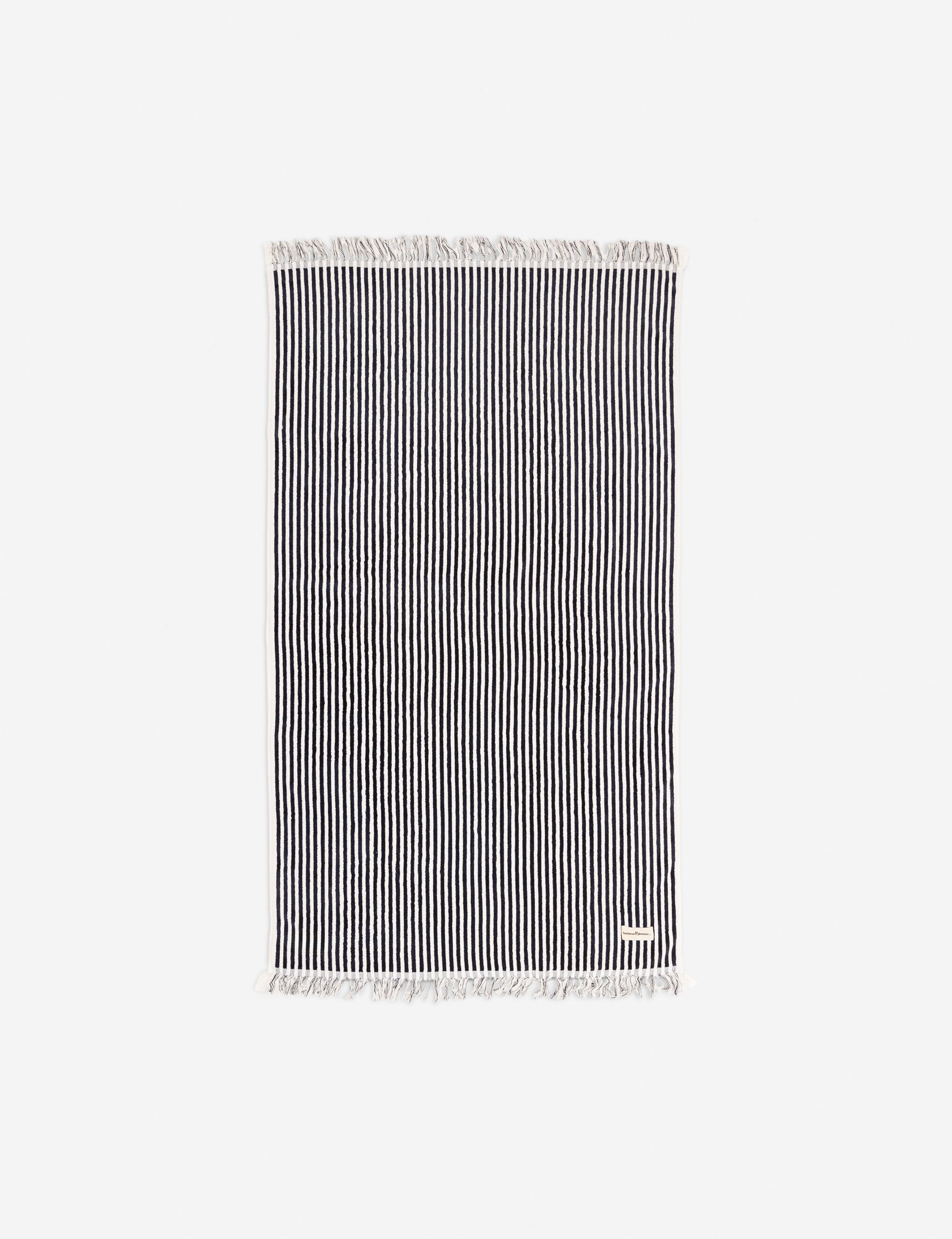 Premium Beach Towel by Business & Pleasure Co. - Soft, Quick-Dry & Sand-Resistant - Perfect for Pool, Beach & Vacation Travel