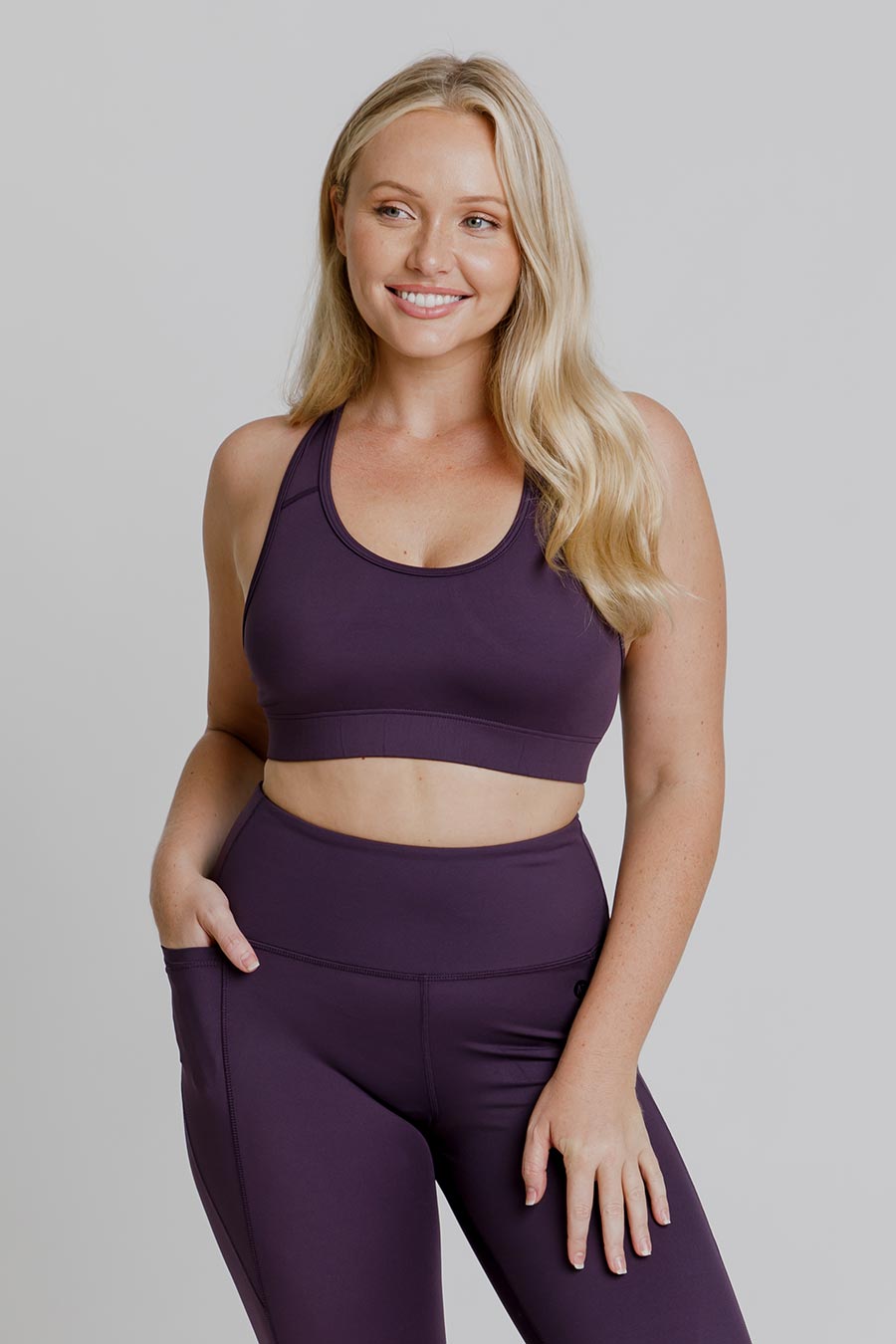 Blackcurrant Training Move Crop Top - High-Performance Workout Shirt for Women | Gym, Yoga & Running