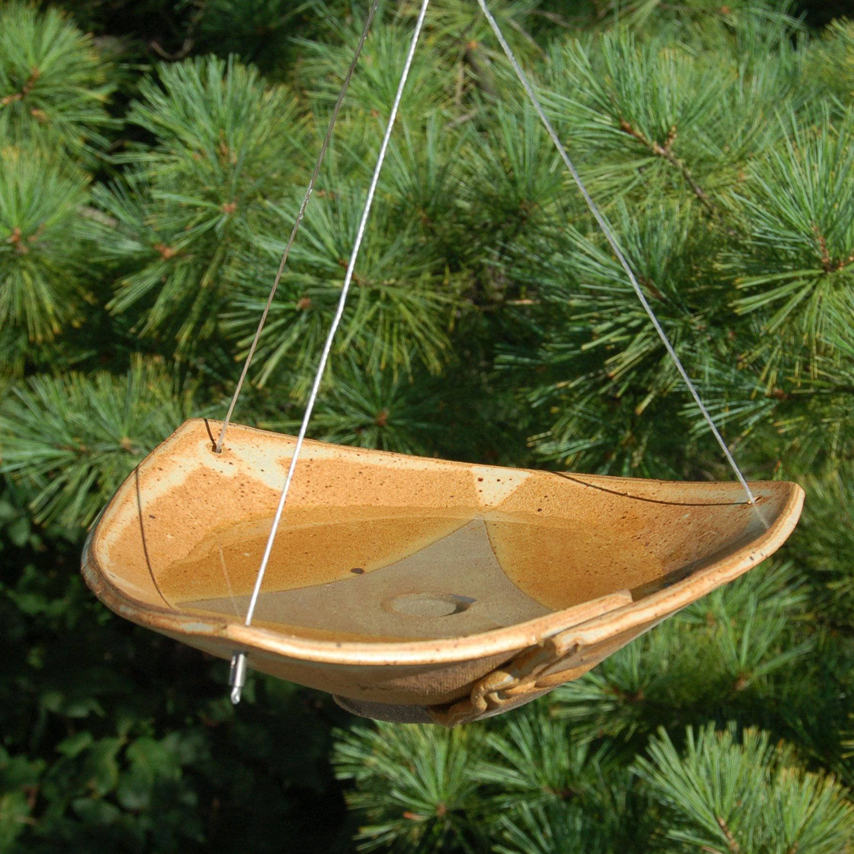 Small Ceramic Bird Bath for Garden - Outdoor Decorative Birdbath for Birds to Drink & Bathe, Perfect for Backyard, Patio, or Lawn Decor