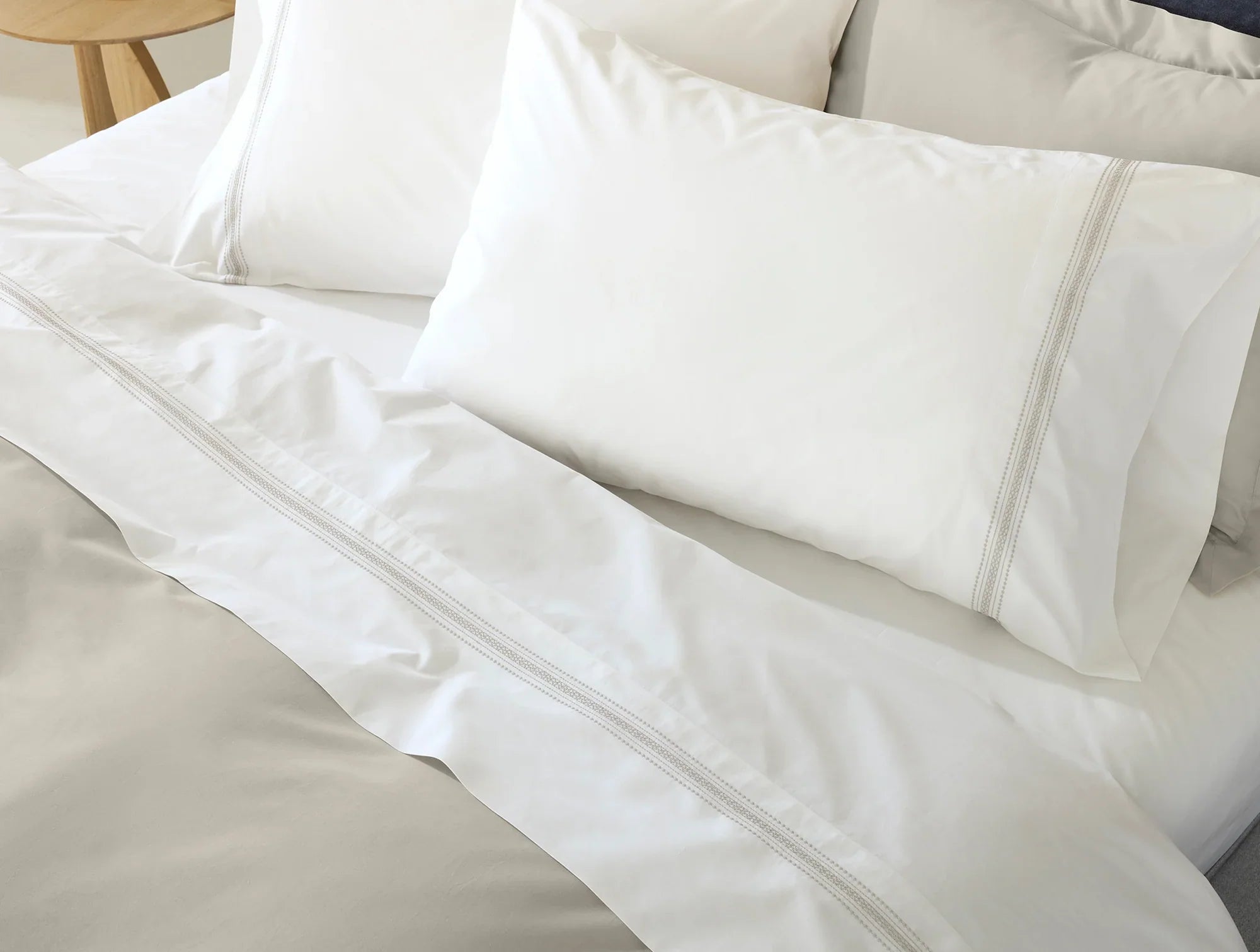 Organic Cotton Embroidered Landscape Sheet Set - Queen Size, Soft & Breathable Bedding for Home, Hotel, or Vacation Rental