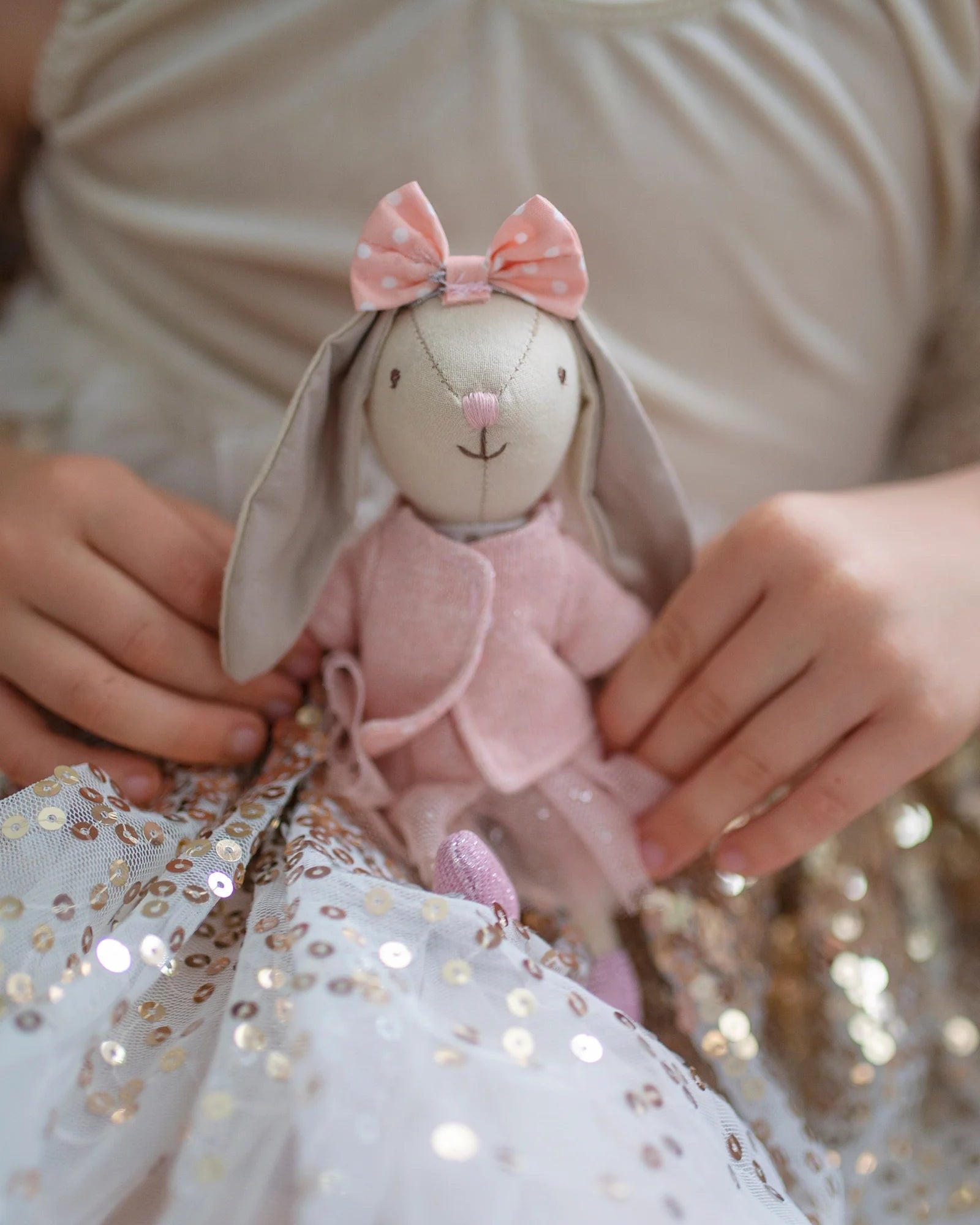 Clover The Bunny - Adorable Plush Stuffed Animal Toy for Kids, Soft & Cuddly Gift for Easter, Birthdays & Baby Showers | Perfect for Nursery Decor, Playtime & Snuggling