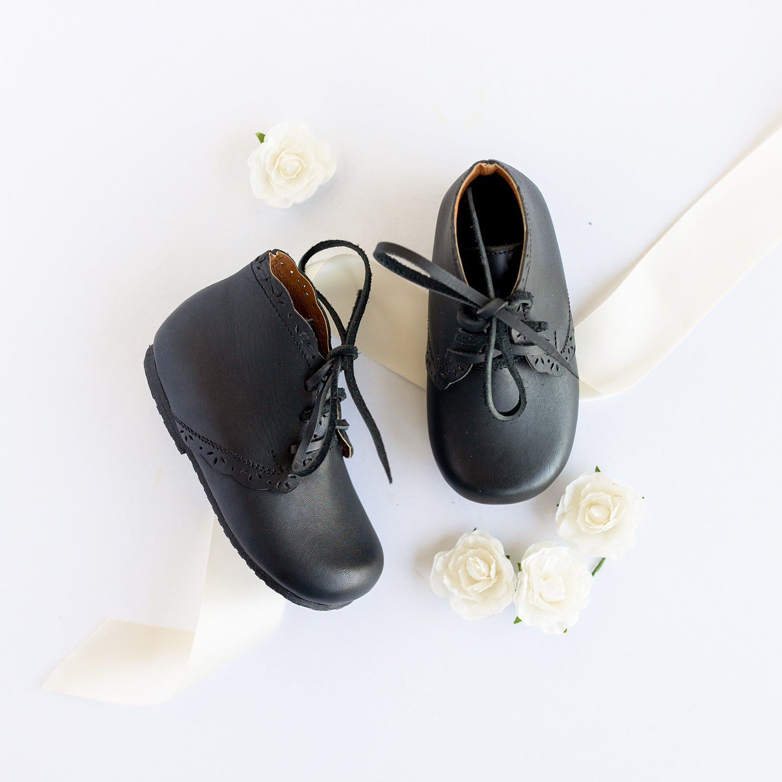 Black Primavera Kids Leather Boots - Waterproof & Comfortable for Outdoor Play, School, and Winter Adventures
