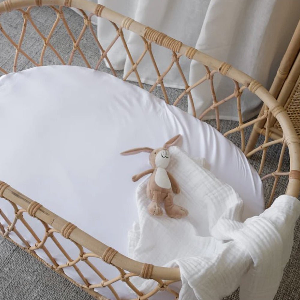 100% Organic Bamboo Fitted Sheet - Queen Size White - Soft Breathable Bed Sheet for Comfortable Sleep & Eco-Friendly Home Decor