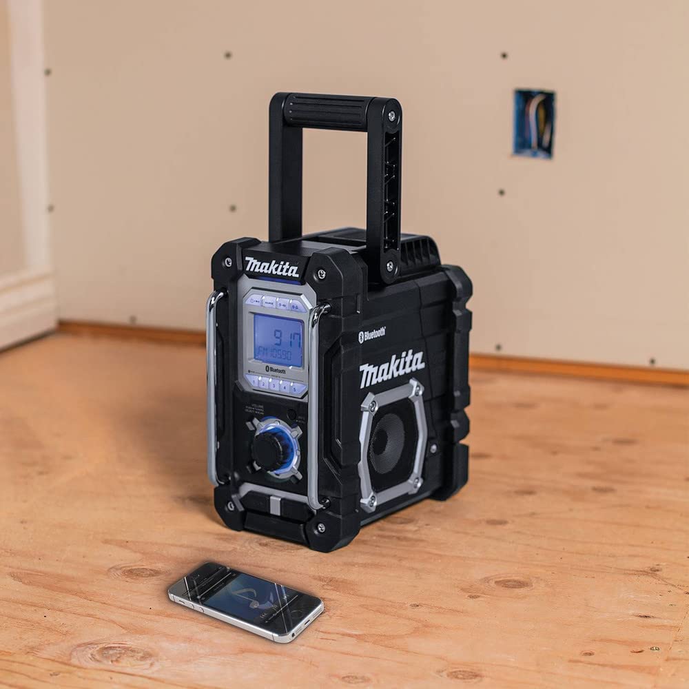 Makita XRM06B 18V LXT Lithium-Ion Cordless Bluetooth Job Site Radio - Portable Worksite Speaker with USB Charging for Construction, Outdoor & DIY Projects