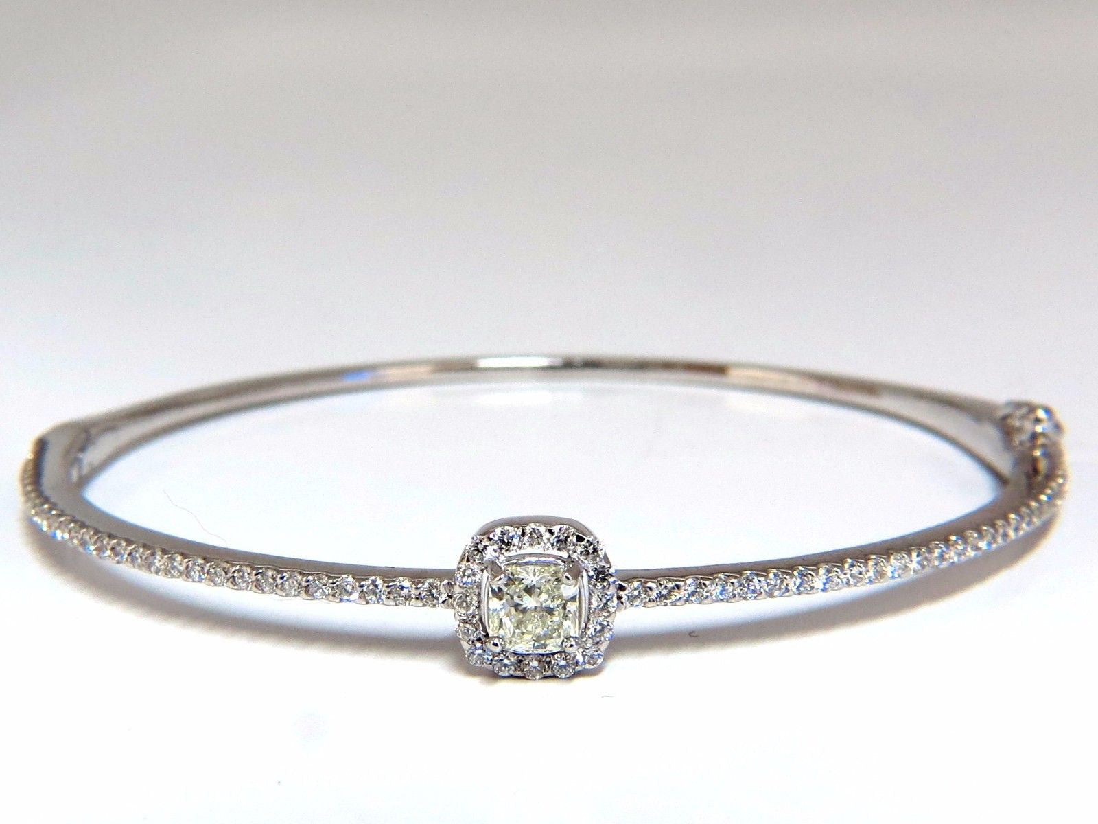 0.95ct Natural Round Diamond Cluster Halo Bangle Bracelet in 14K Gold - Perfect for Weddings, Anniversaries & Special Occasions