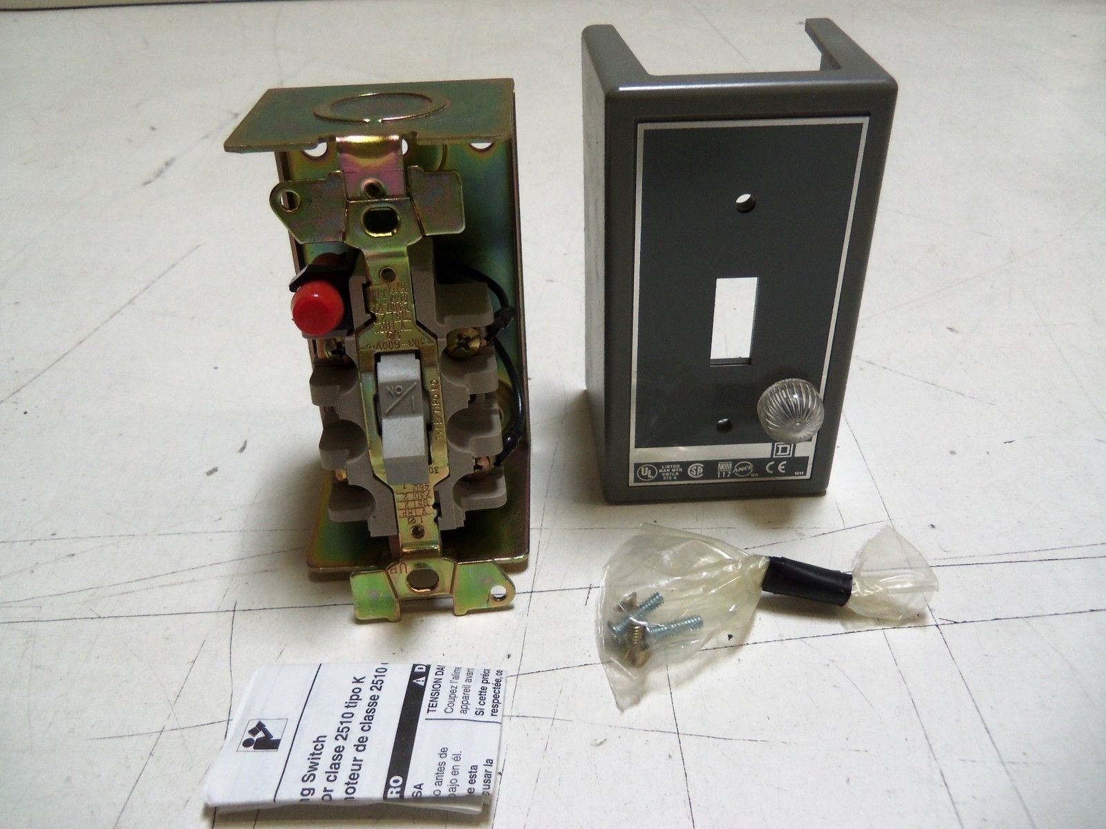 30A Manual Motor Switch, 2 Pole, 600VAC/230VDC - Heavy Duty On/Off Control for Industrial Equipment, Pumps, and Machinery