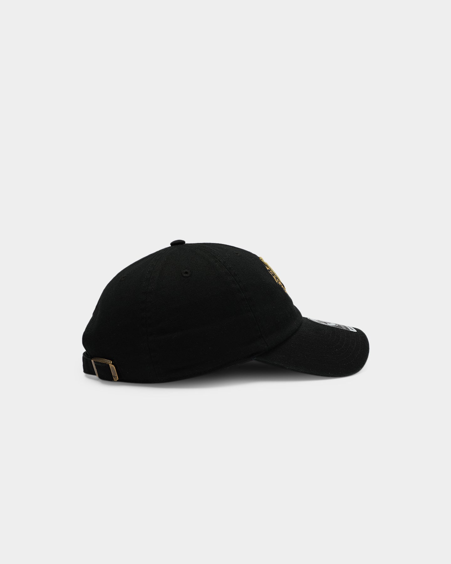 47 Brand Chicago Blackhawks Clean Up Snapback Hat - Black & Gold Adjustable Baseball Cap for Men & Women - Perfect for Sports Games, Streetwear Fashion & Casual Outfits