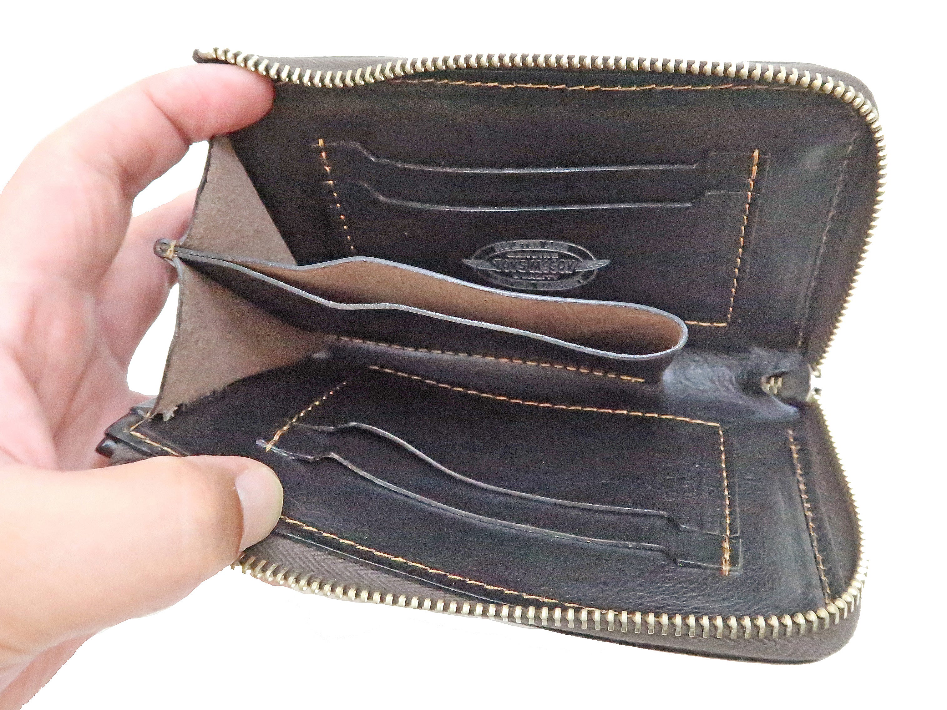 TOYS McCOY Men's Genuine Leather Quilted L-Shaped Zip Wallet - Slim Bifold RFID Blocking Credit Card Holder for Everyday Use (TMA2420-050, Brown) - Perfect for Business, Travel & Daily Essentials
