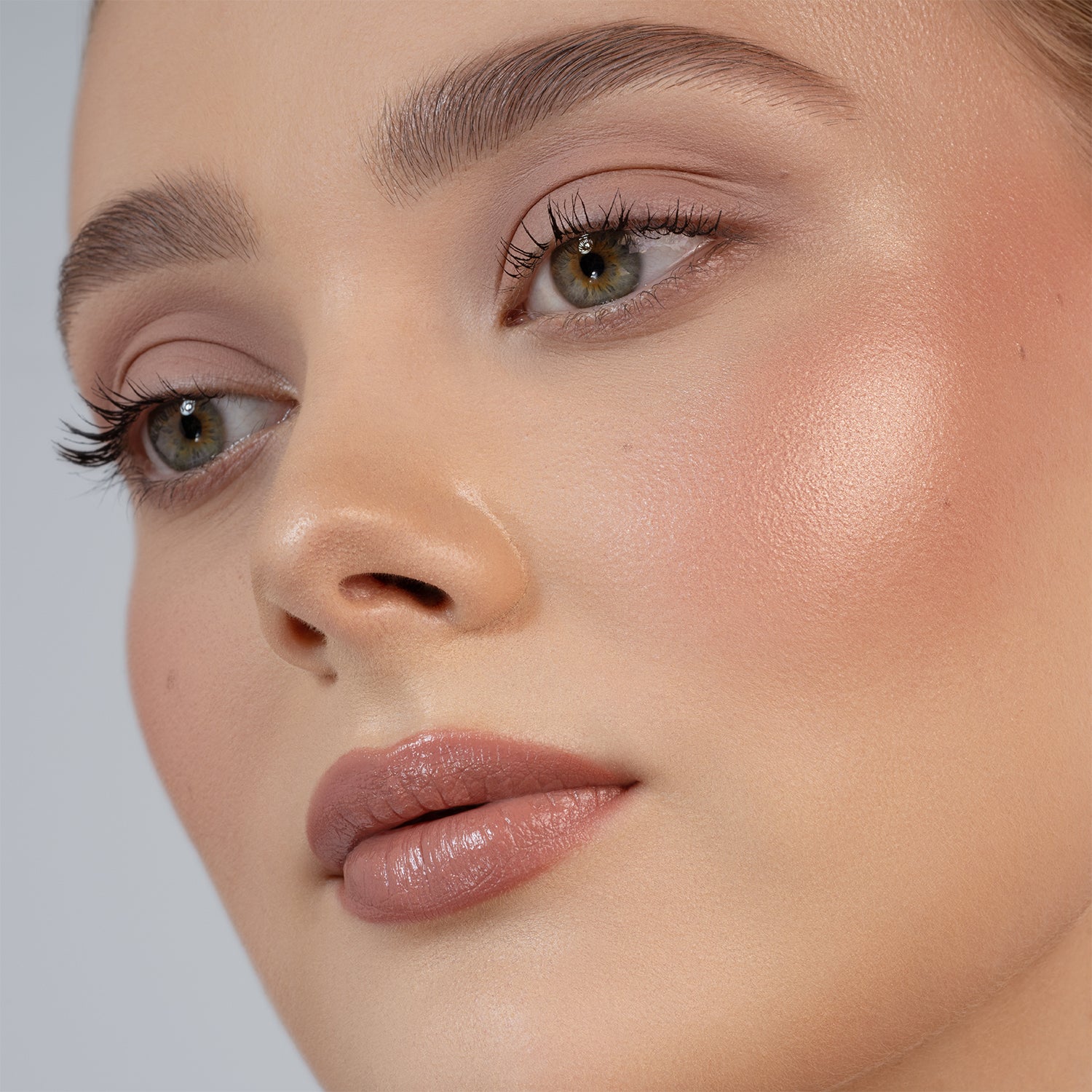 Mini Rose Cheek Duo - Natural Blush & Highlighter Set for a Flawless Glow | Perfect for Everyday Makeup & Special Occasions
