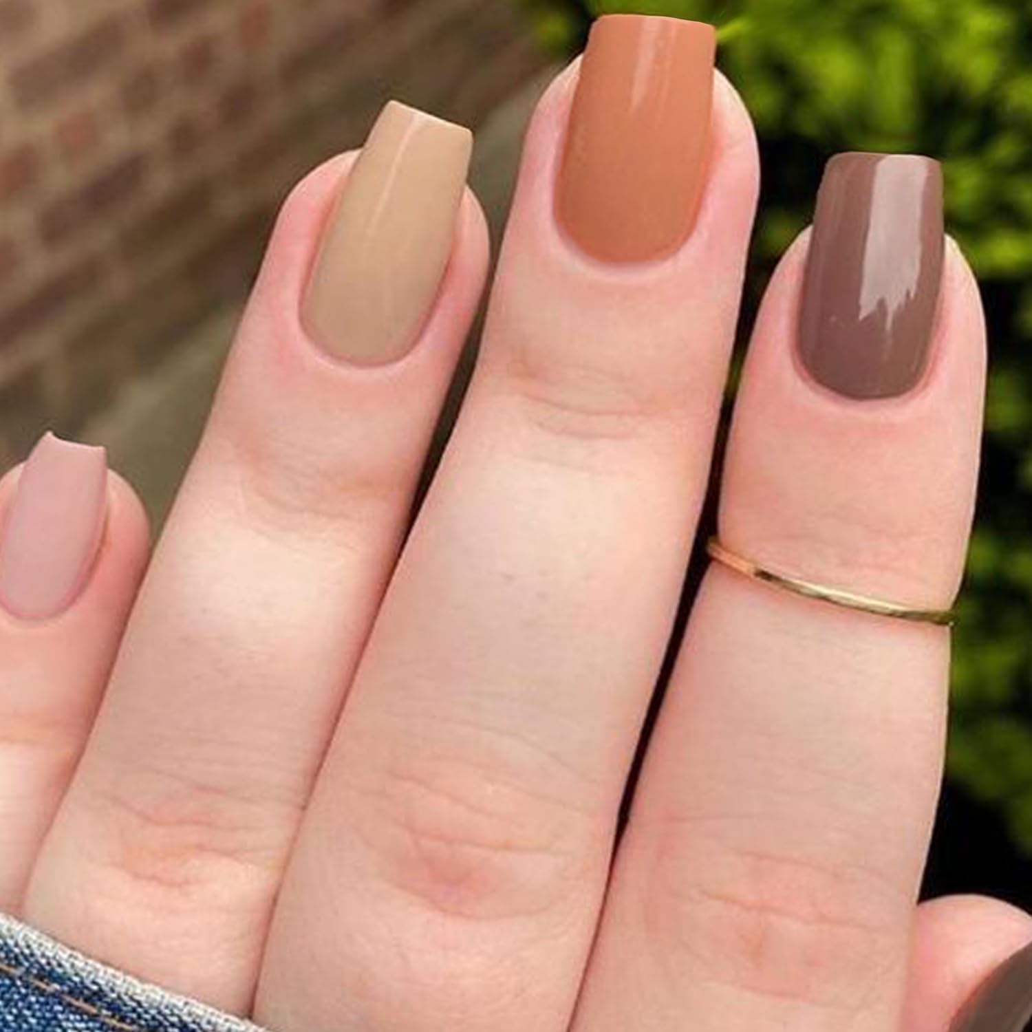 GLAMERMAID Brown Press on Nails - Medium Square Fall Jump Color | Handmade Soft Gel Fake Nails Short | Glossy Glue on Nails Kit for Women | Reusable Acrylic Stick on Nails | Perfect for Autumn Parties, Weddings & Daily Wear