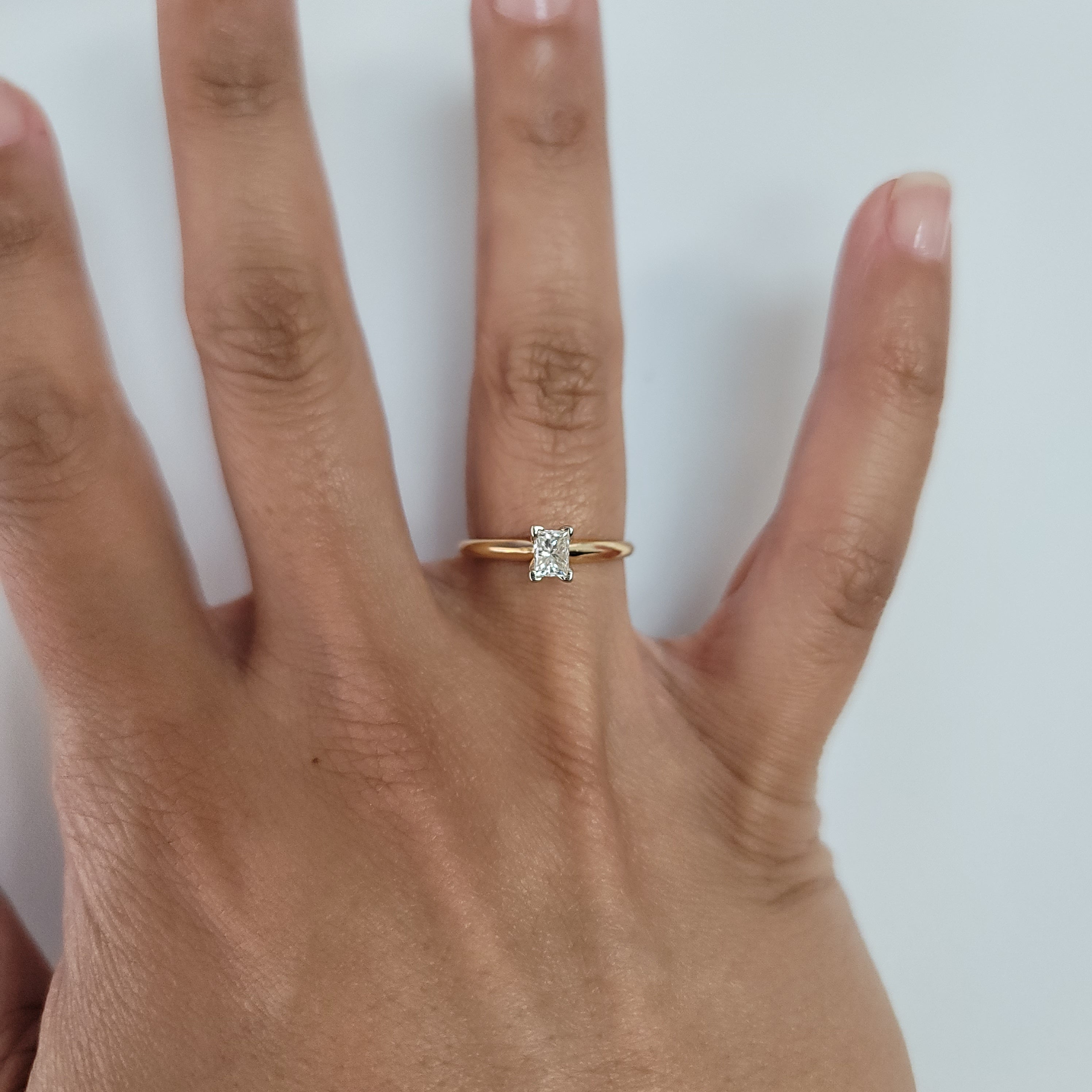 0.25 Carat Emerald Cut Solitaire Diamond Engagement Ring - Elegant Wedding Proposal Jewelry for Her, Perfect for Anniversaries & Special Occasions
