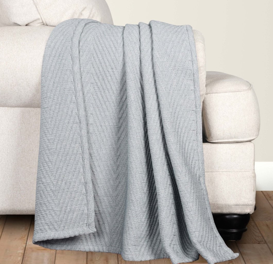 Premium Aswan Cotton Medium Weight Chevron Woven Coverlet - Soft & Breathable Bedspread for All Seasons - Perfect for Master Bedroom, Guest Room, or Dorm Decor